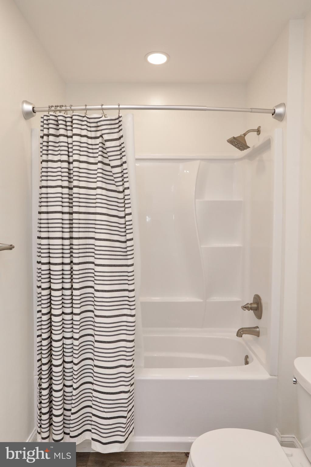 HAMPSHIRE - Residential