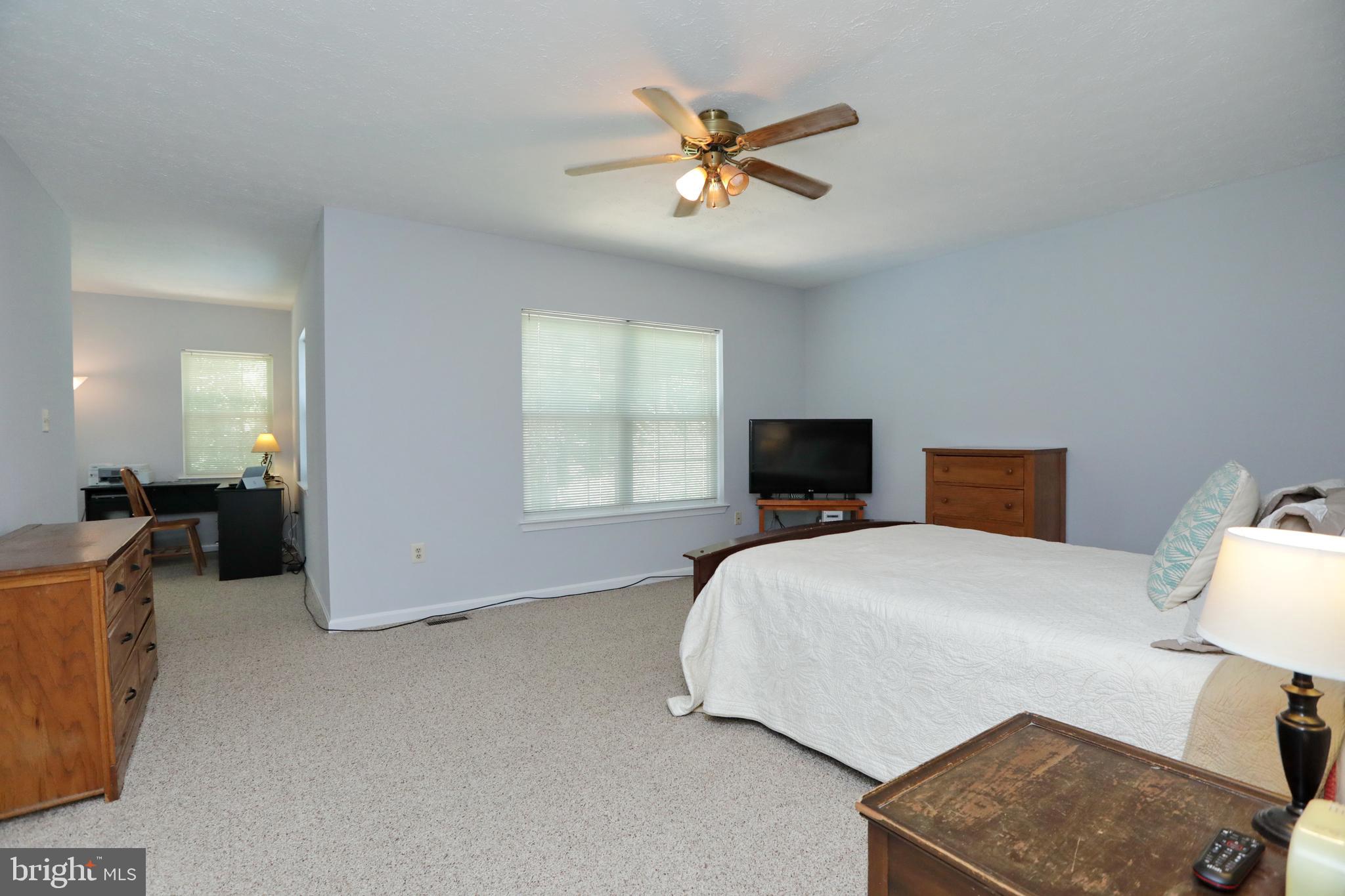 HAMPSHIRE - Residential