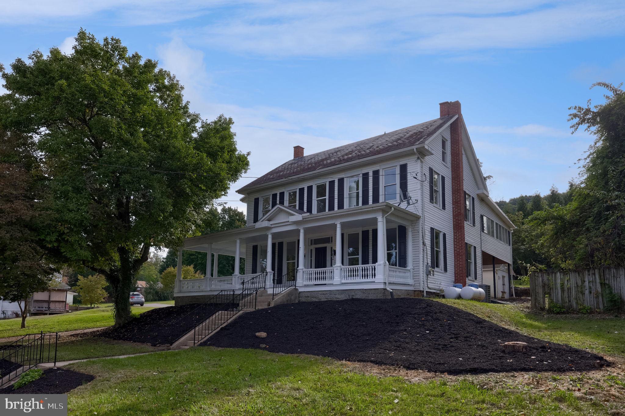 402 MAIN STREET