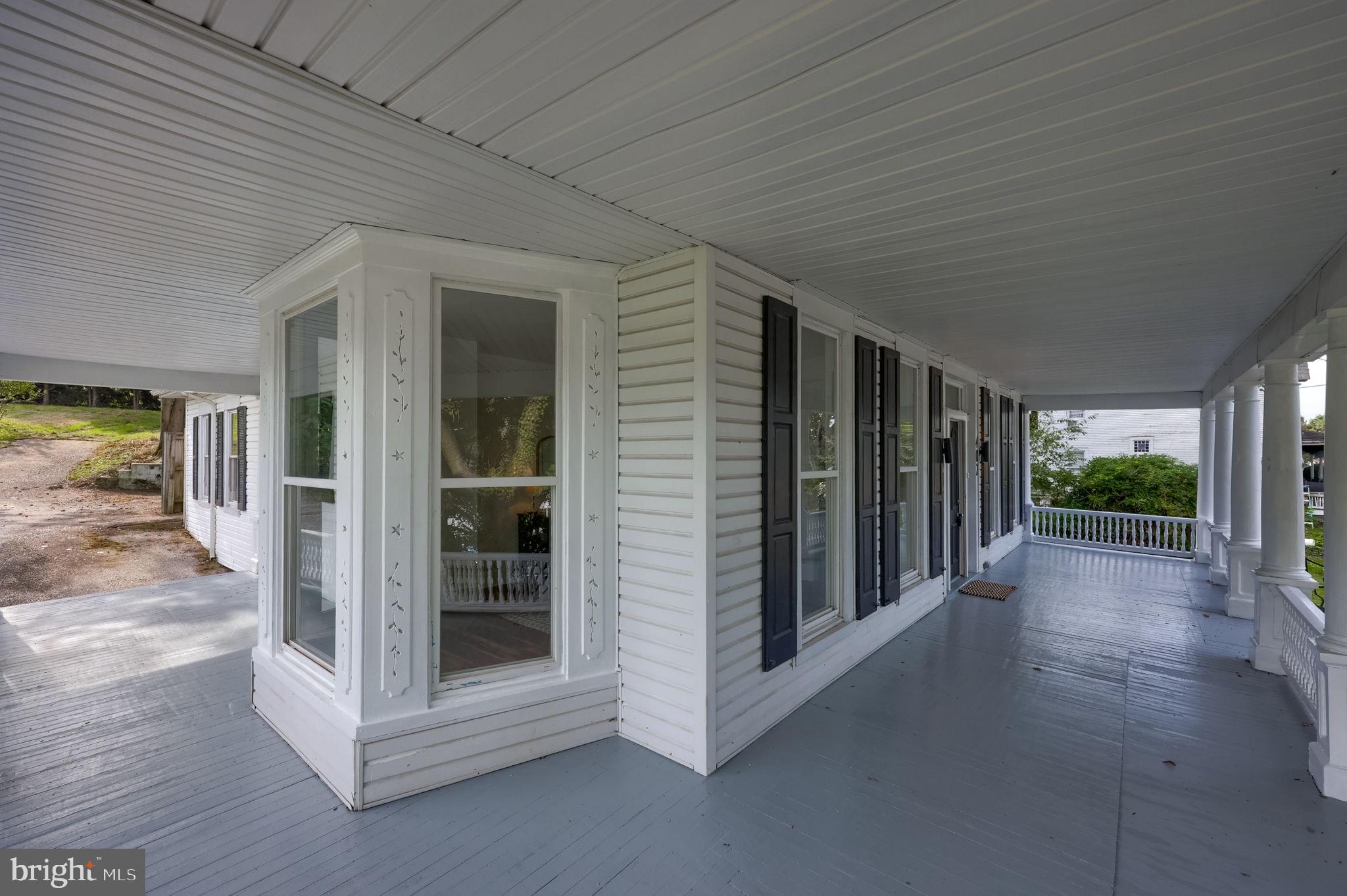 402 MAIN STREET