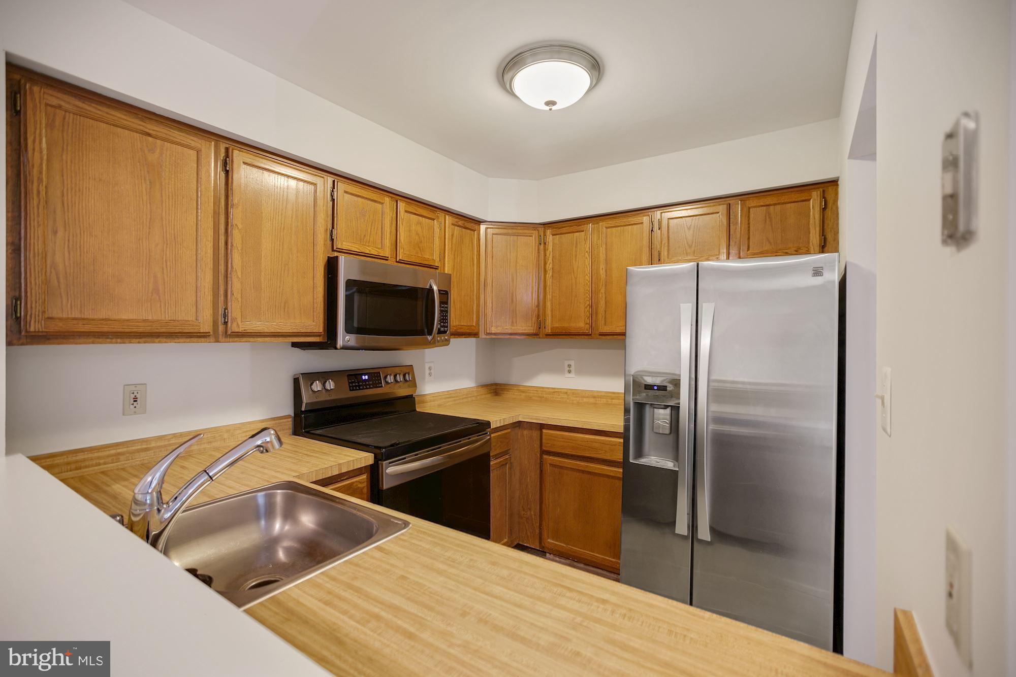 RAMBLEWOOD AT DAVENTRY - Residential Lease