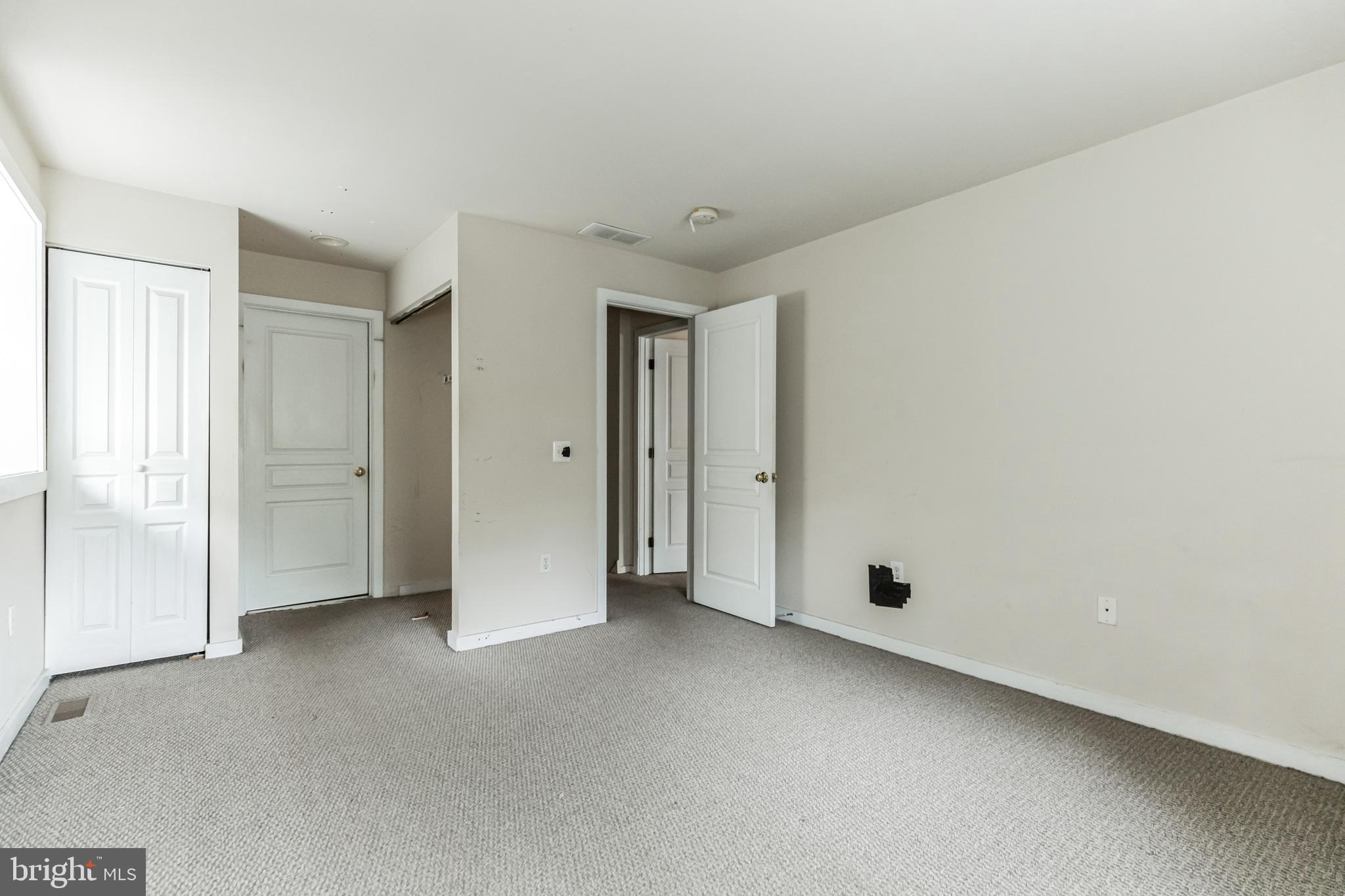 WASHINGTON SQ WEST - Residential Lease