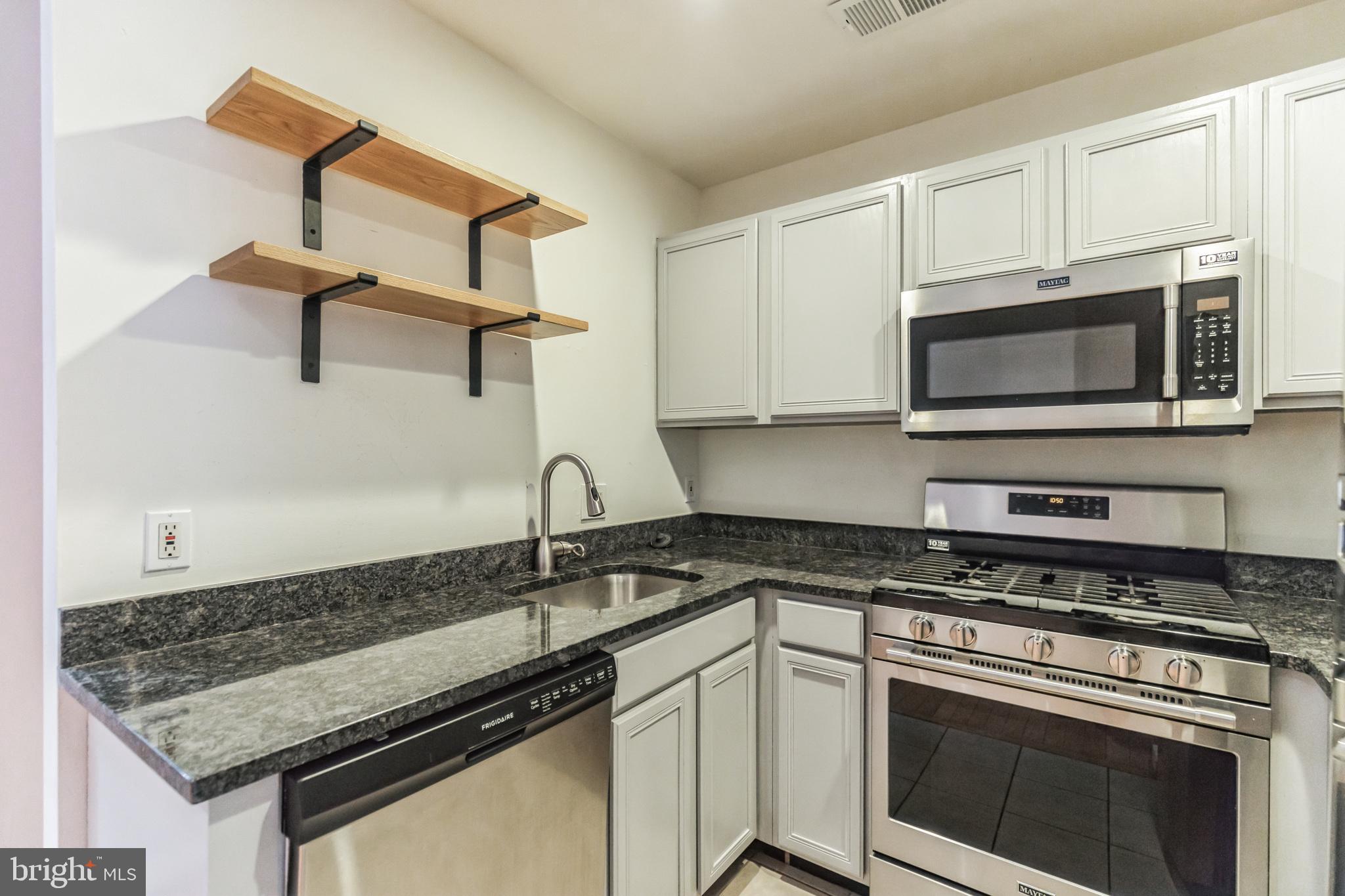 WASHINGTON SQ WEST - Residential Lease