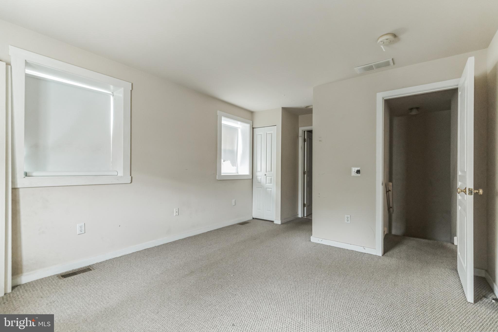 WASHINGTON SQ WEST - Residential Lease