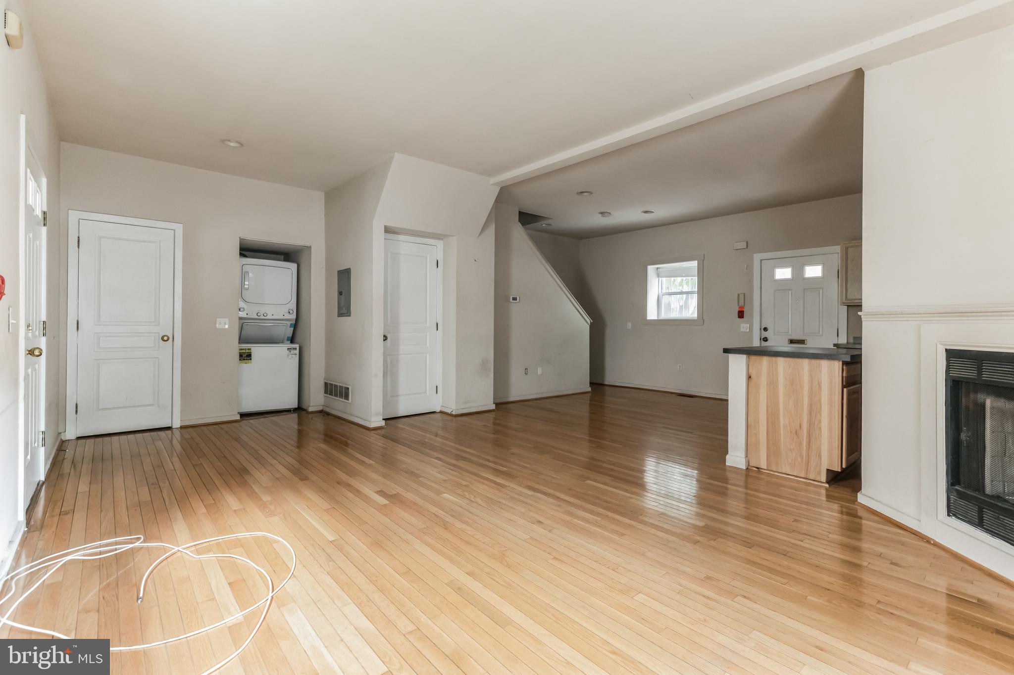 WASHINGTON SQ WEST - Residential Lease