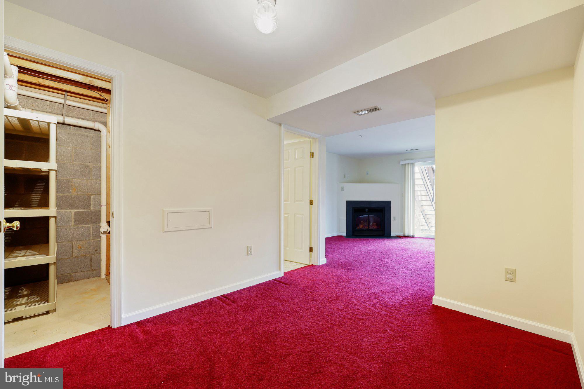 WATERSIDE - Residential