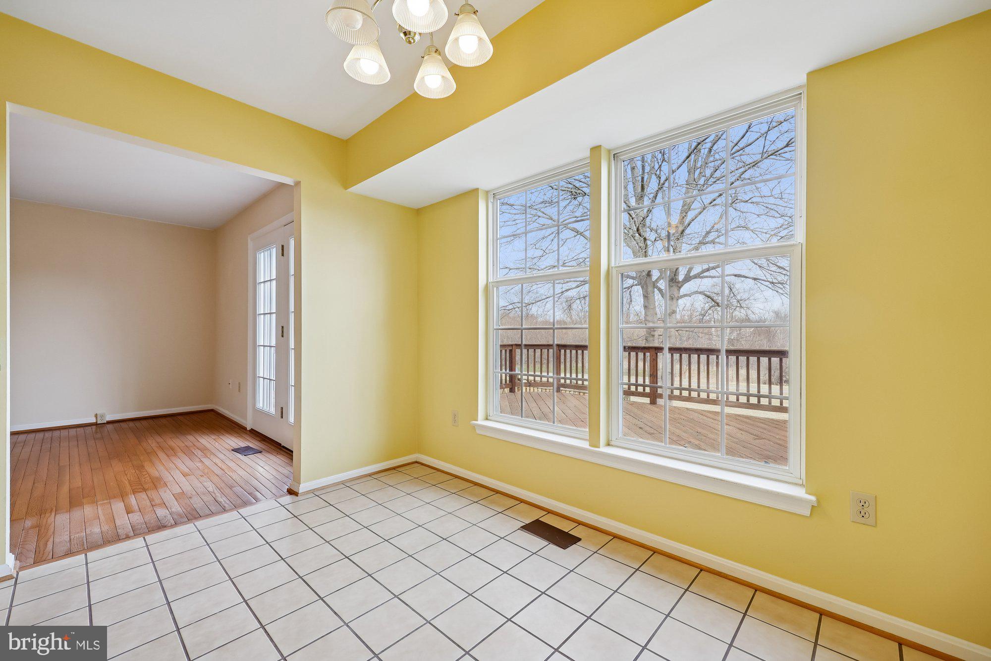 WATERSIDE - Residential