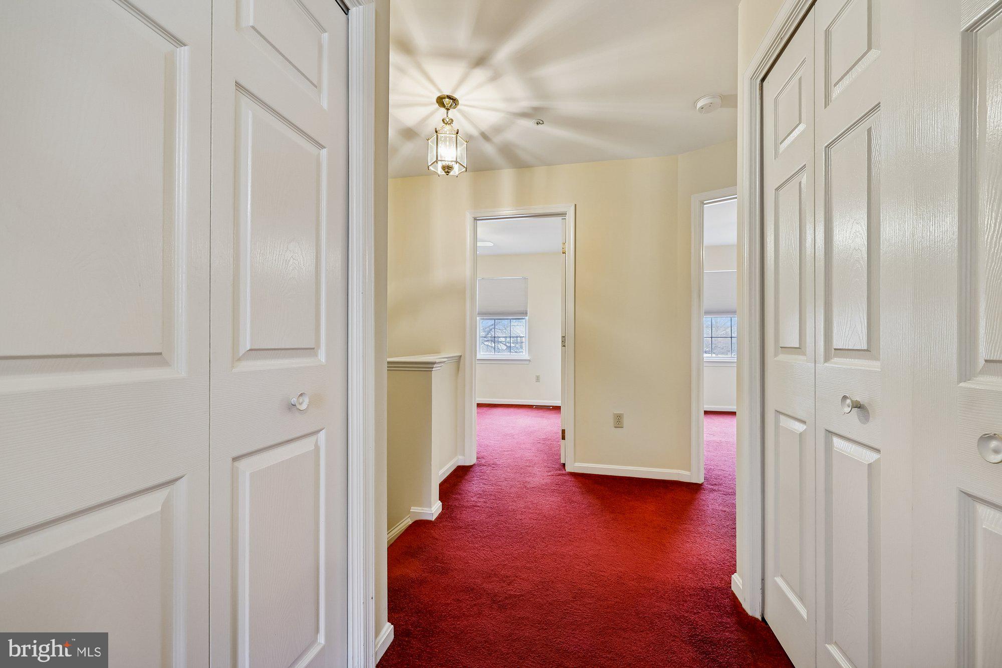 WATERSIDE - Residential