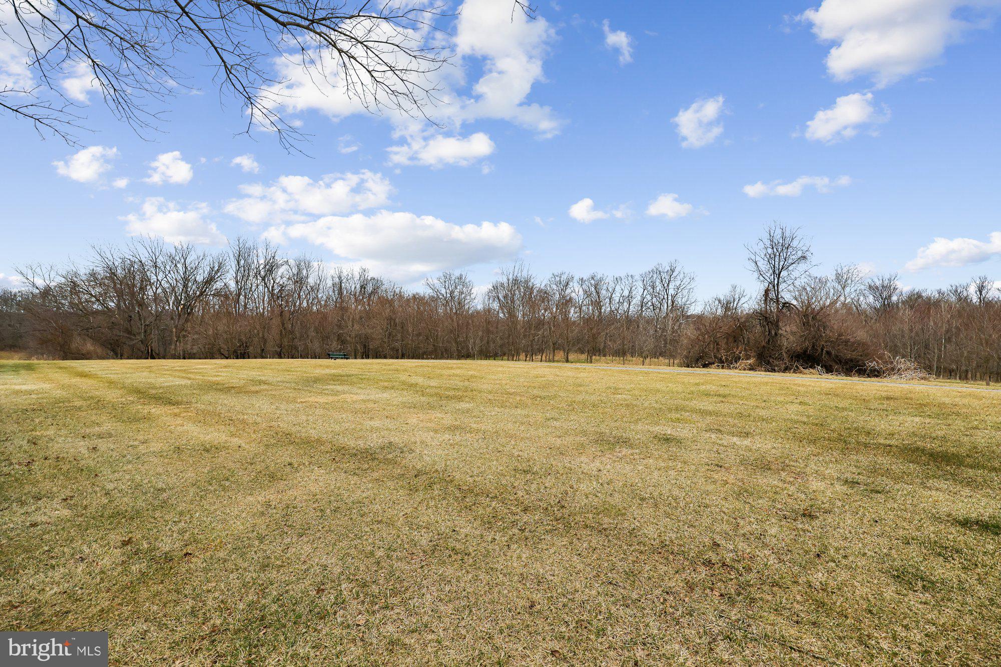 WATERSIDE - Residential