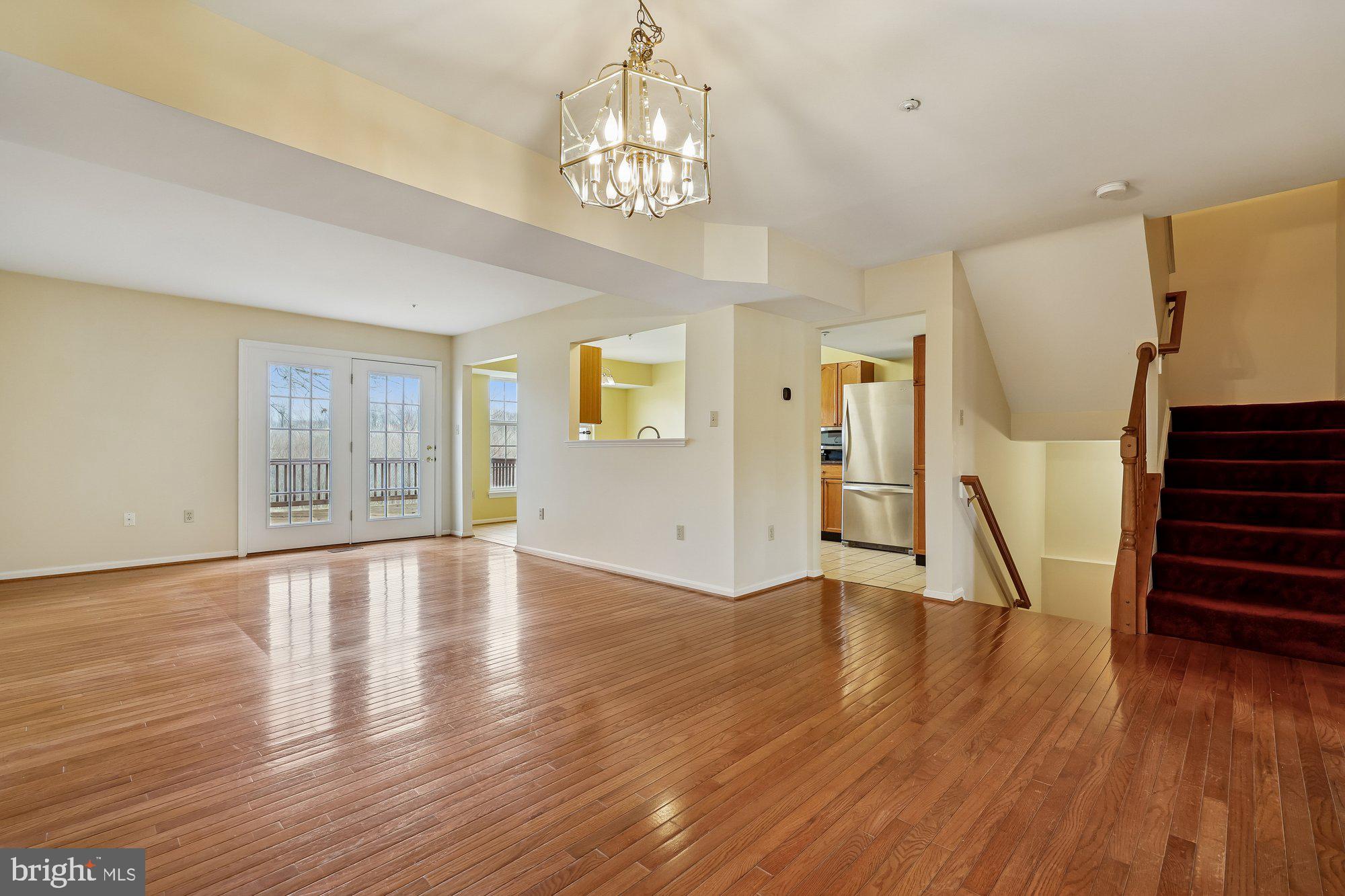 WATERSIDE - Residential