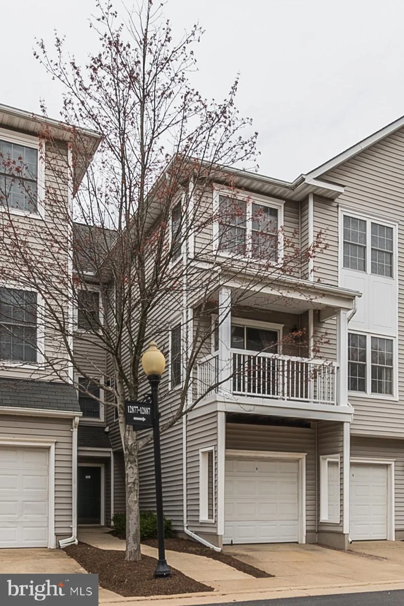 12885 Fair Briar Lane Unit 12885, Fairfax, VA 22033