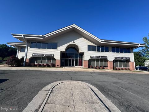 20 PIDGEON HILL DRIVE 208 STERLING VA 20165