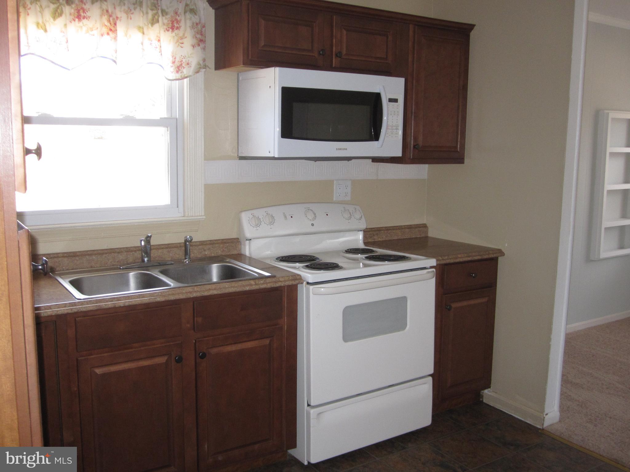 ALLVIEW ESTATES - Residential Lease