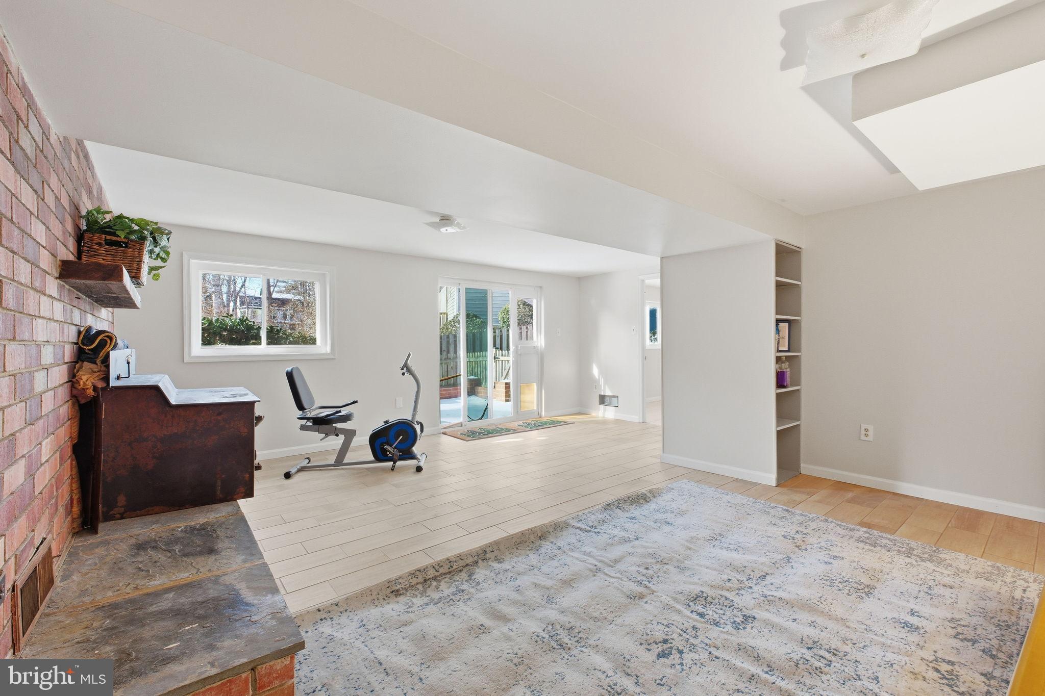 KINGS PARK WEST - Residential