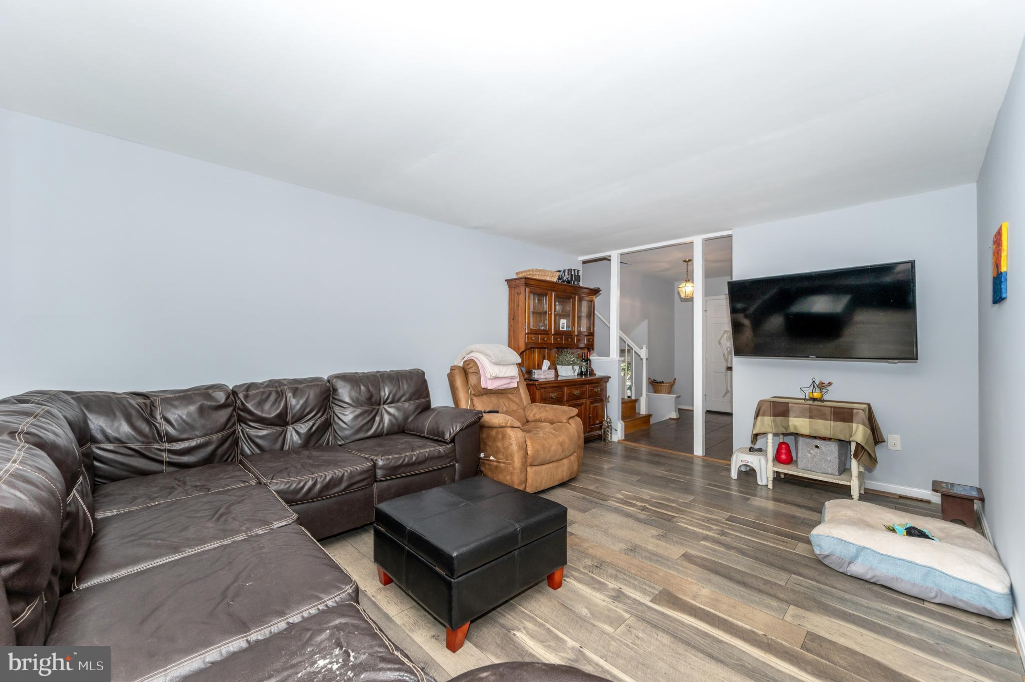 MANOR WOODS - Residential