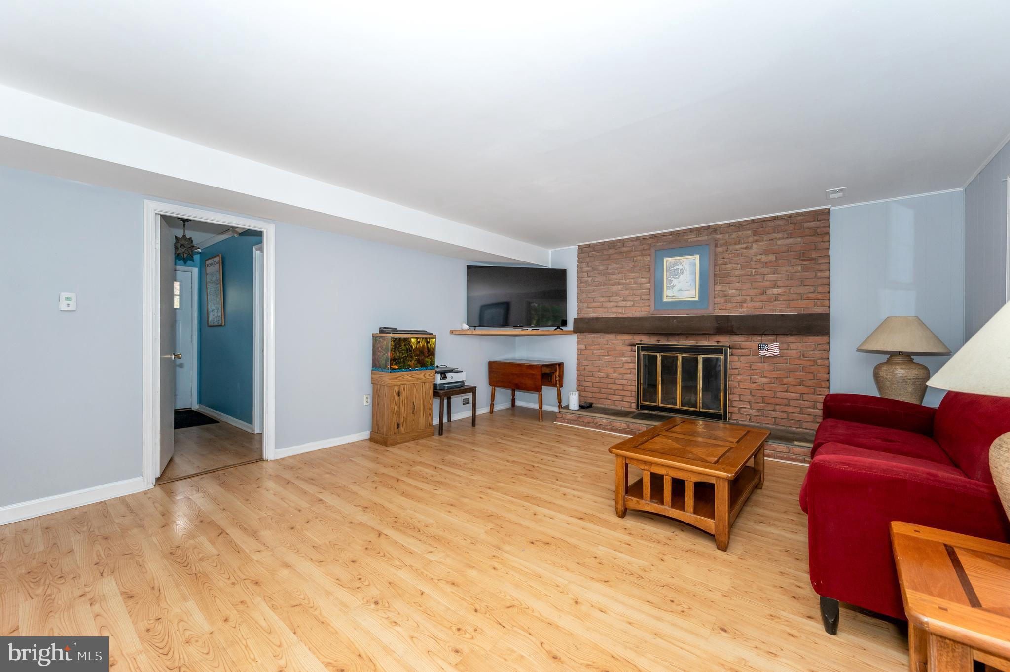 MANOR WOODS - Residential