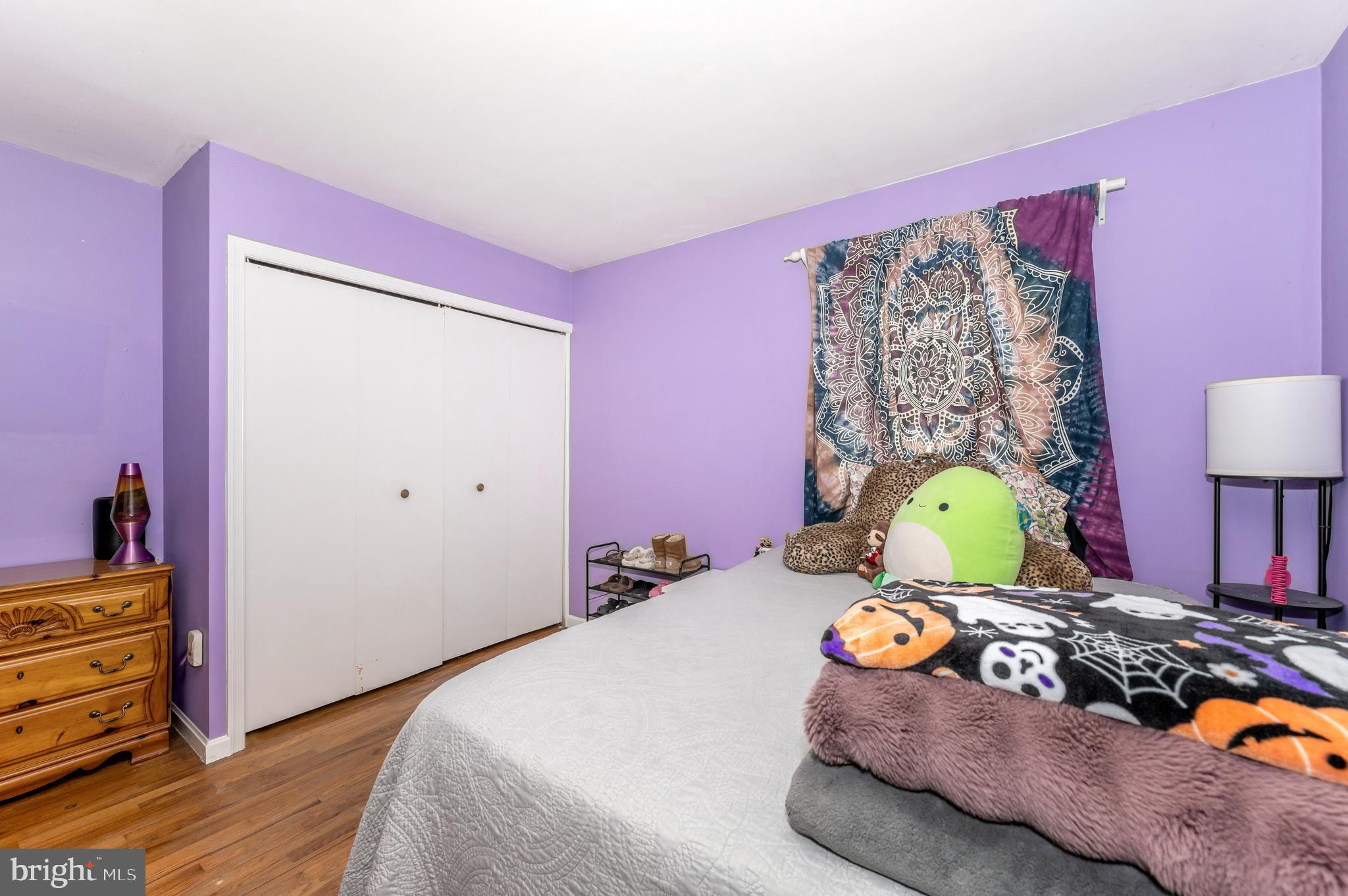 MANOR WOODS - Residential