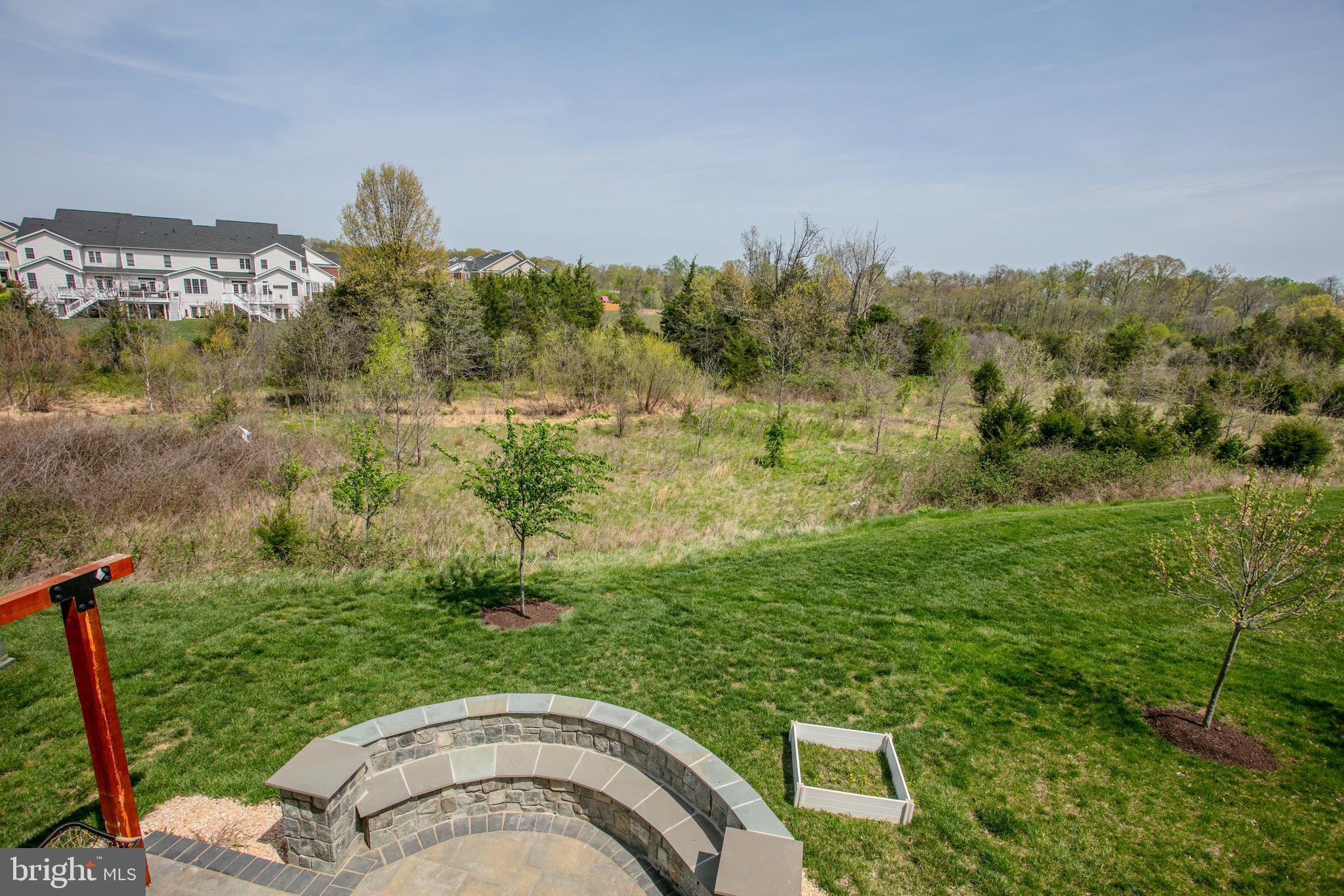 LOUDOUN VALLEY ESTATES 2 - Residential Lease