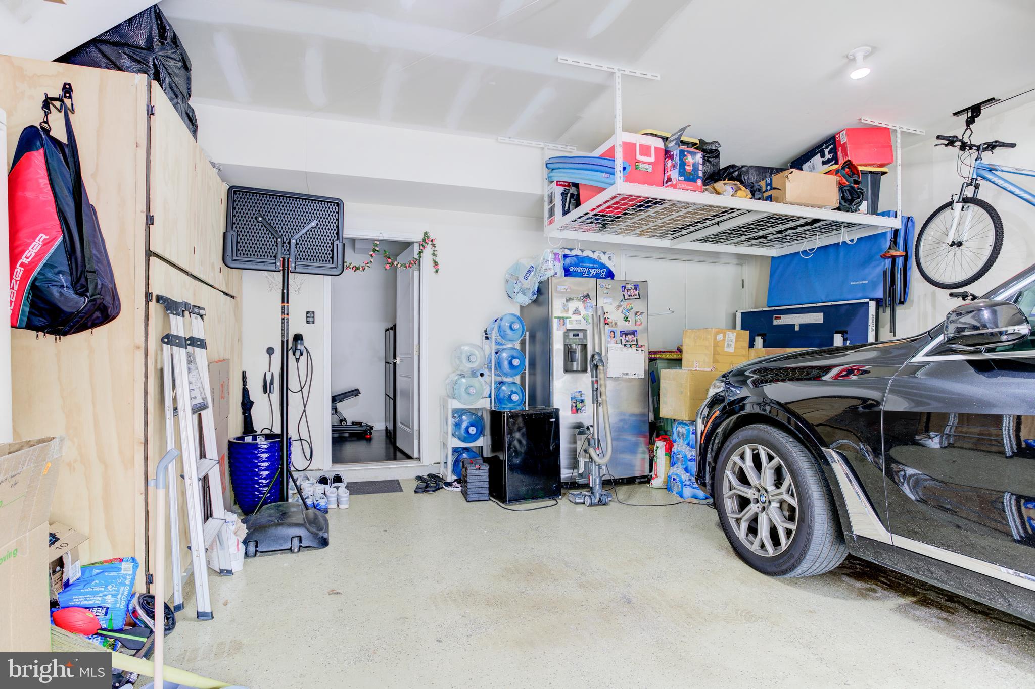 LOUDOUN VALLEY ESTATES 2 - Residential Lease