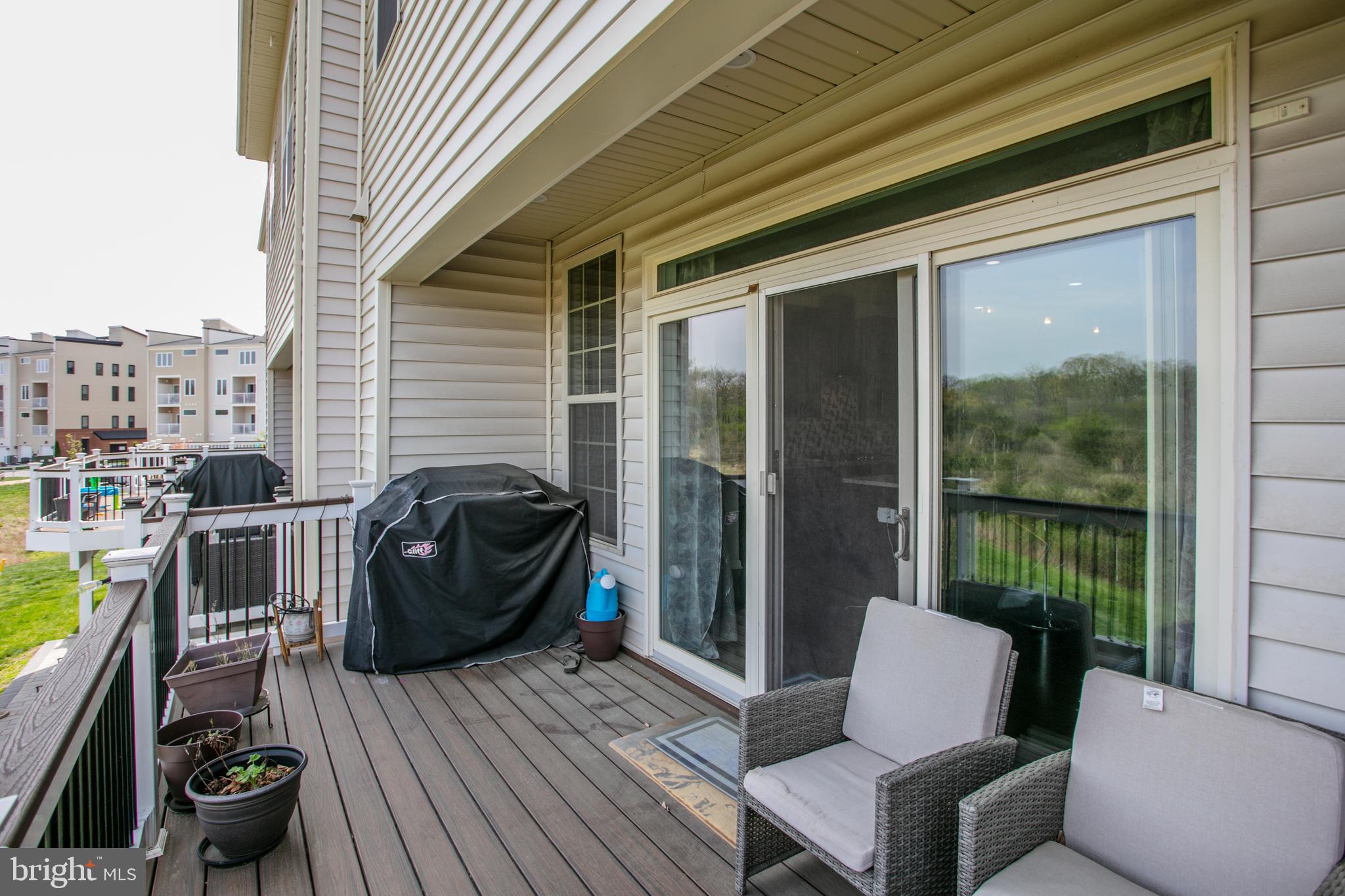 LOUDOUN VALLEY ESTATES 2 - Residential Lease