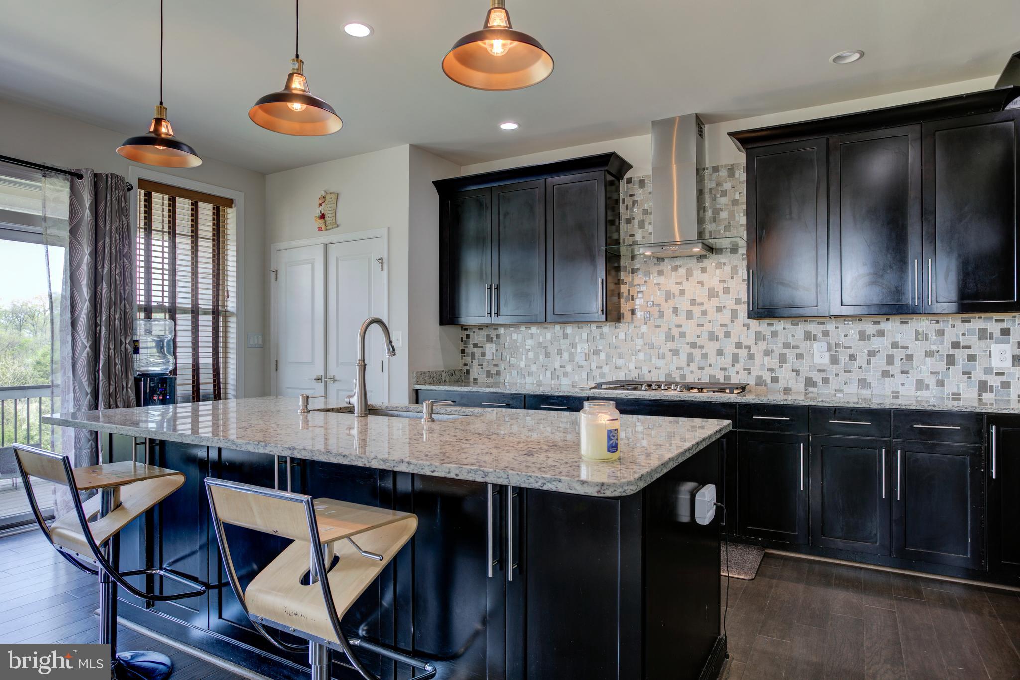 LOUDOUN VALLEY ESTATES 2 - Residential Lease