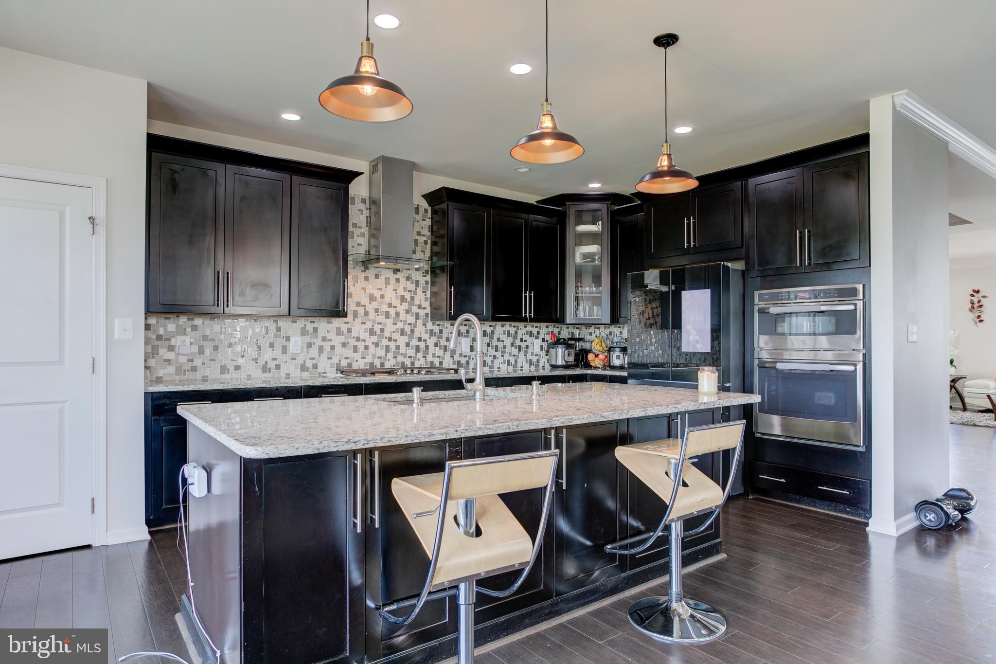 LOUDOUN VALLEY ESTATES 2 - Residential Lease