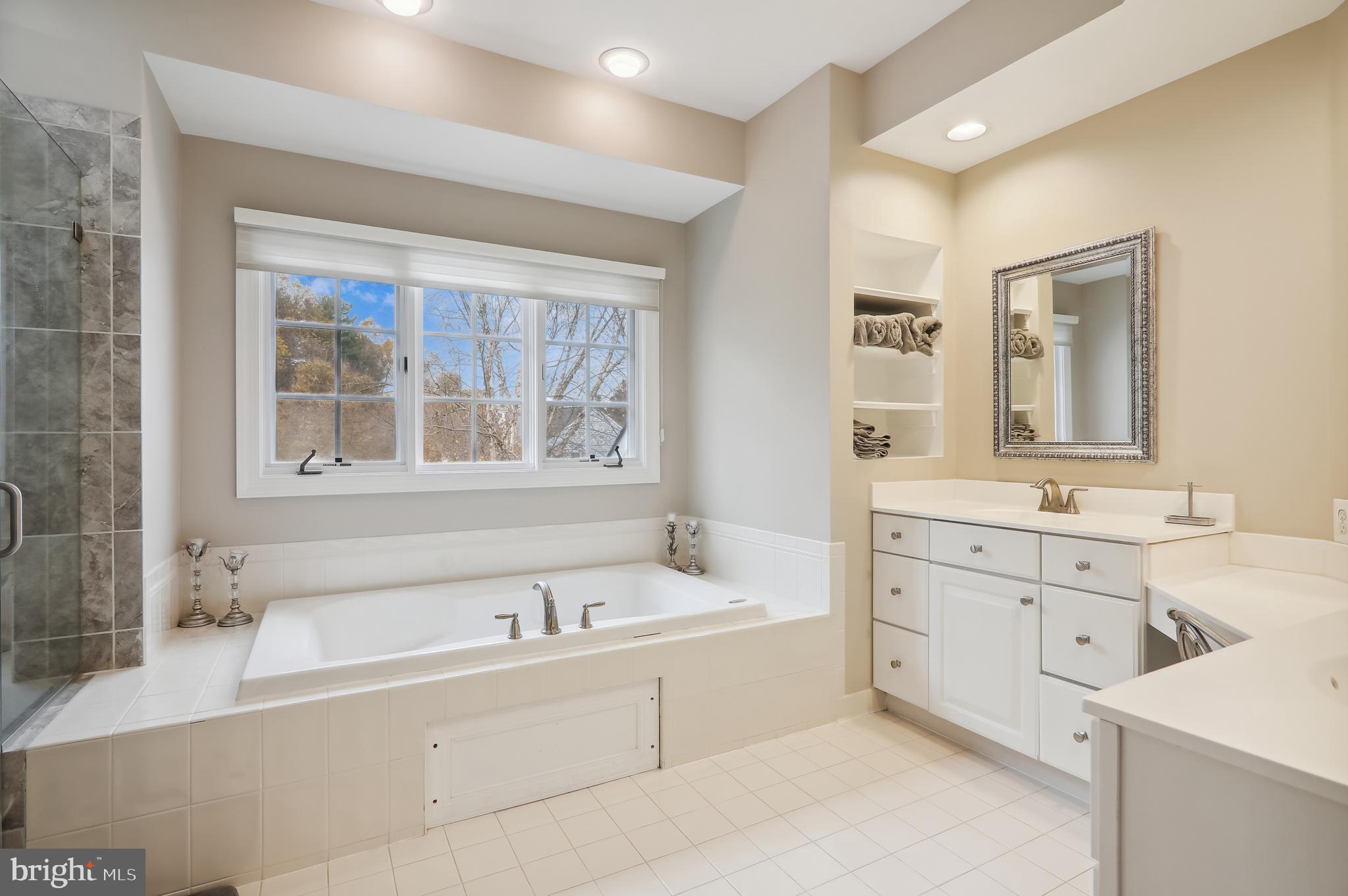 RESERVOIR OVERLOOK - Residential