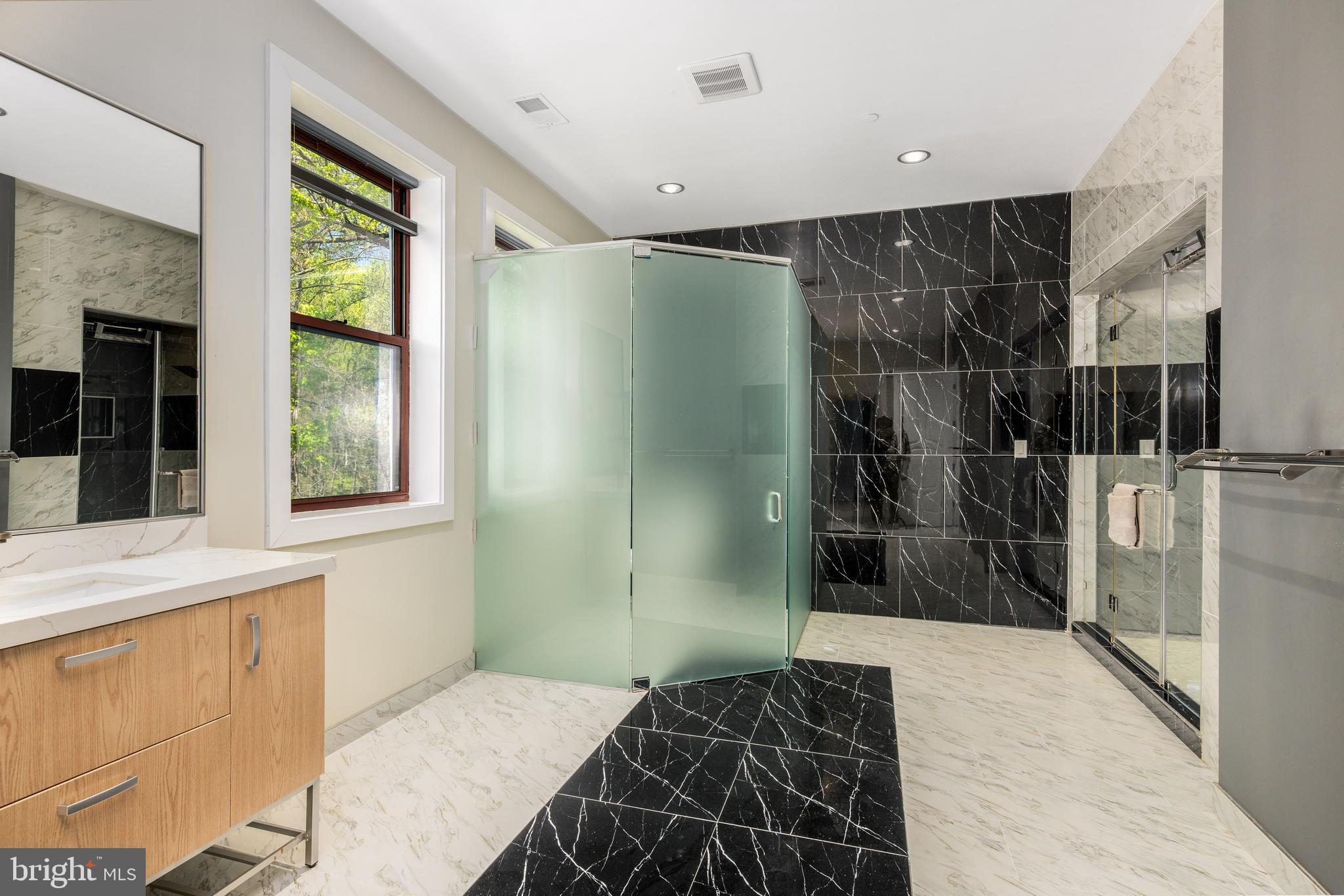 PT ROCKVILLE OUT RES 3 - Residential