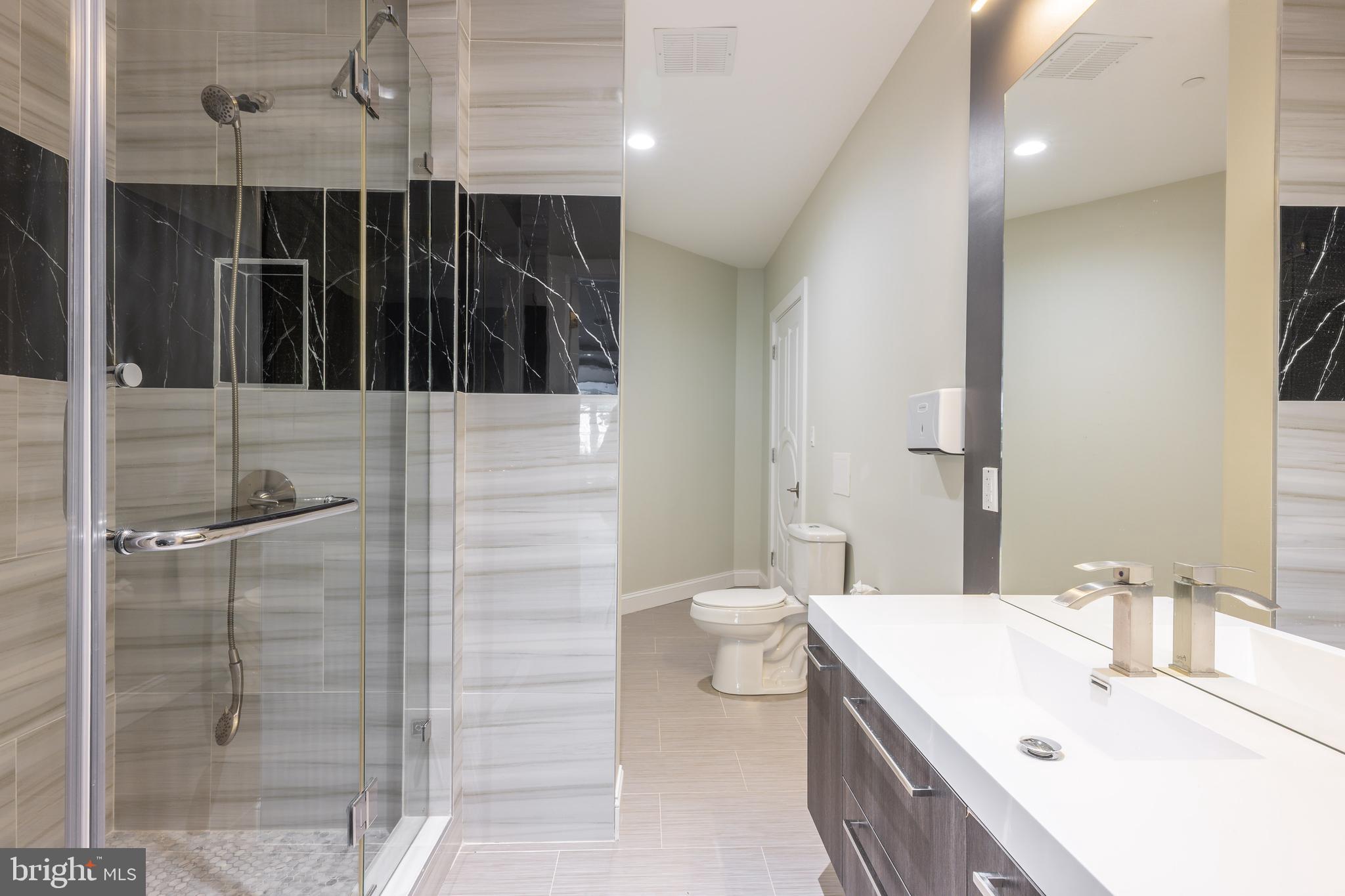 PT ROCKVILLE OUT RES 3 - Residential