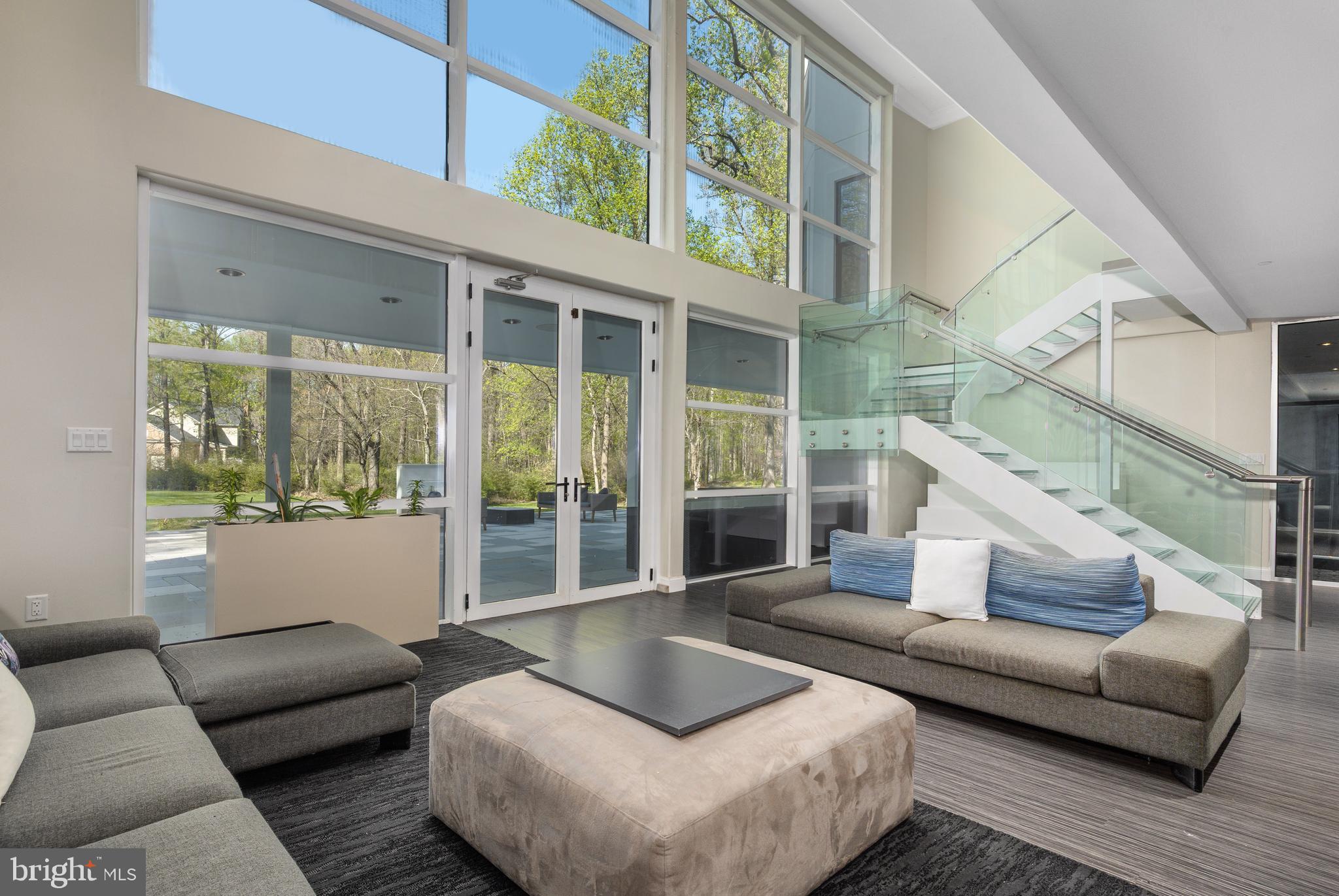 PT ROCKVILLE OUT RES 3 - Residential