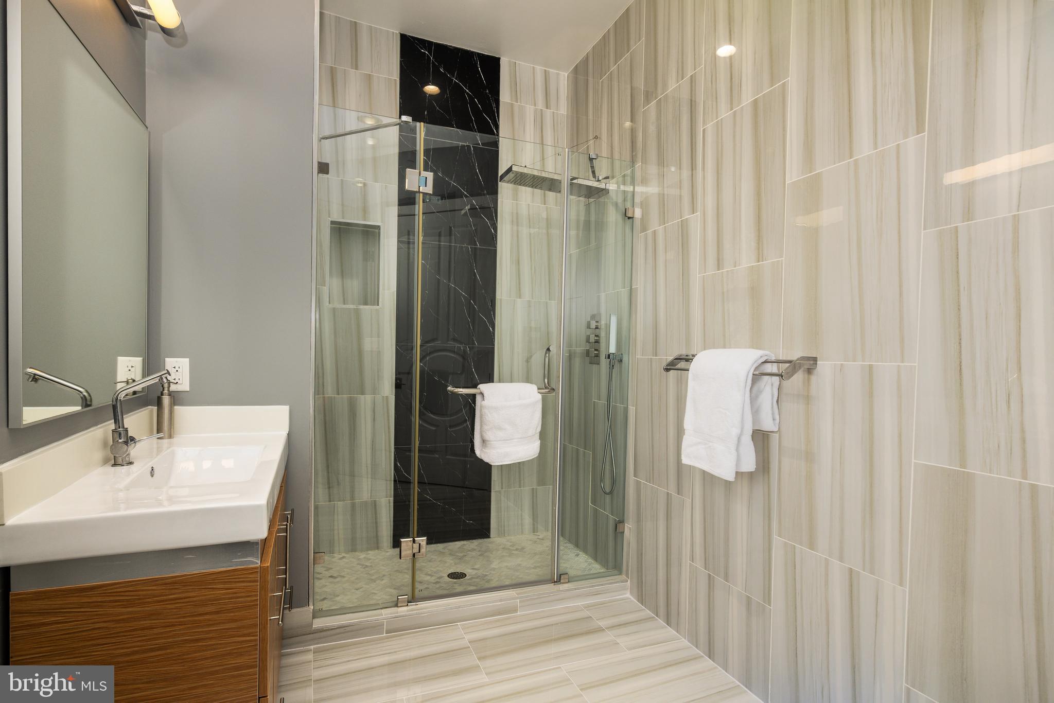 PT ROCKVILLE OUT RES 3 - Residential