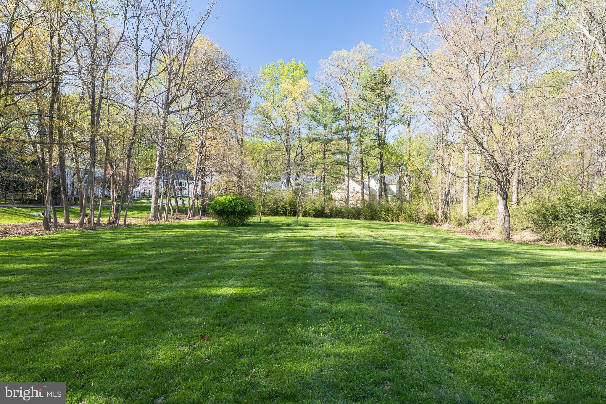 PT ROCKVILLE OUT RES 3 - Residential