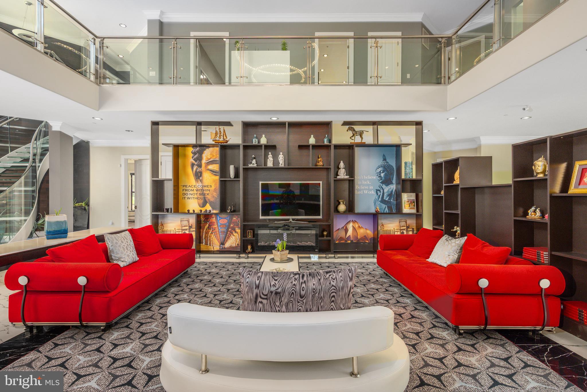 PT ROCKVILLE OUT RES 3 - Residential