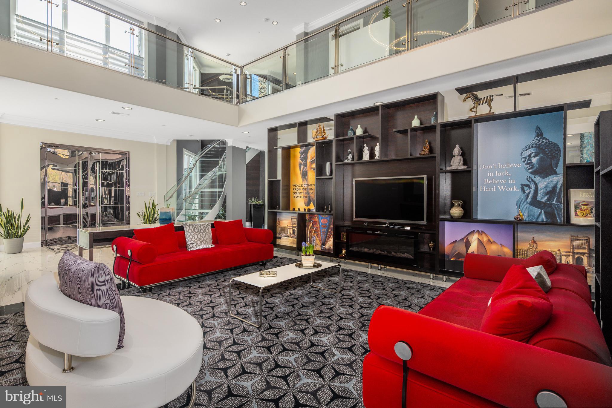 PT ROCKVILLE OUT RES 3 - Residential