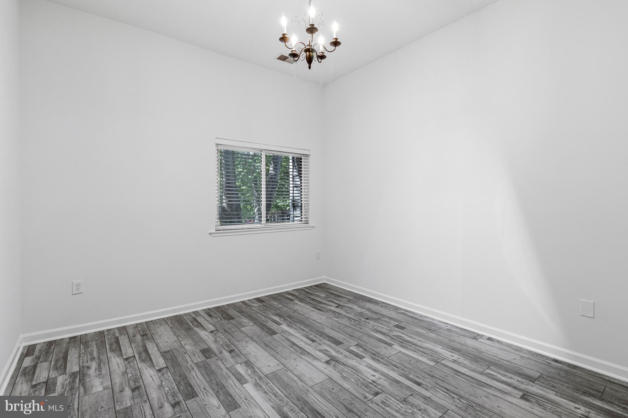 VILLARIDGE - Residential
