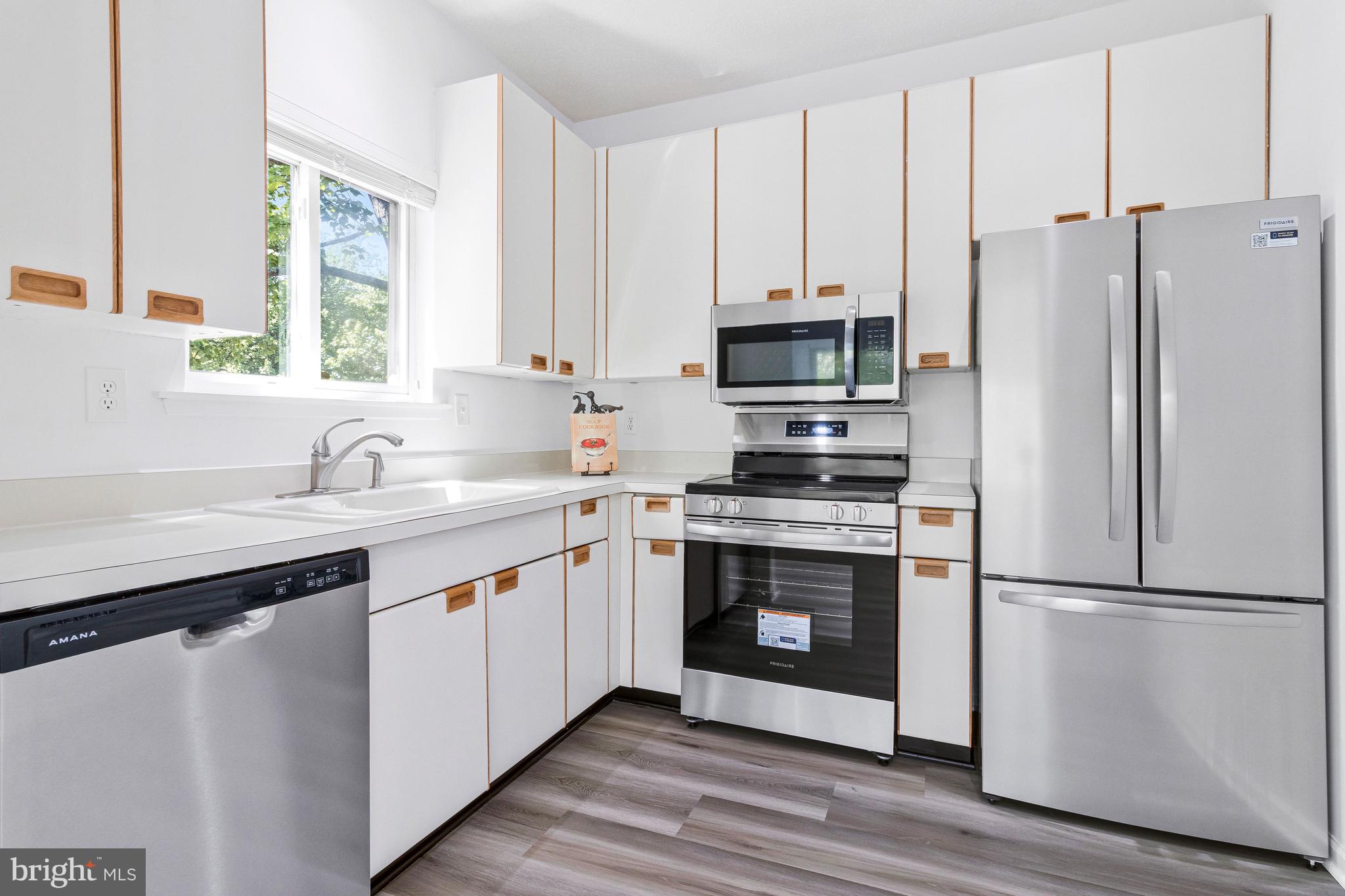 VILLARIDGE - Residential