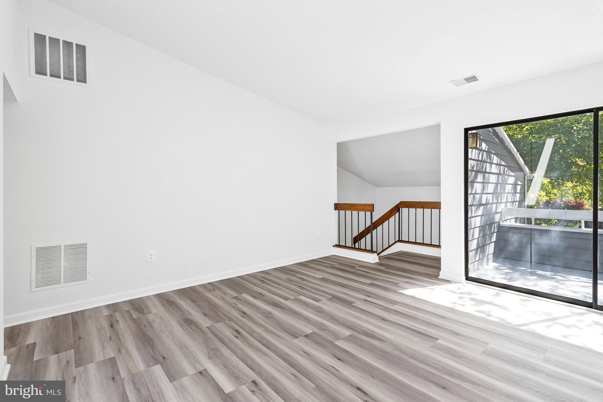 VILLARIDGE - Residential