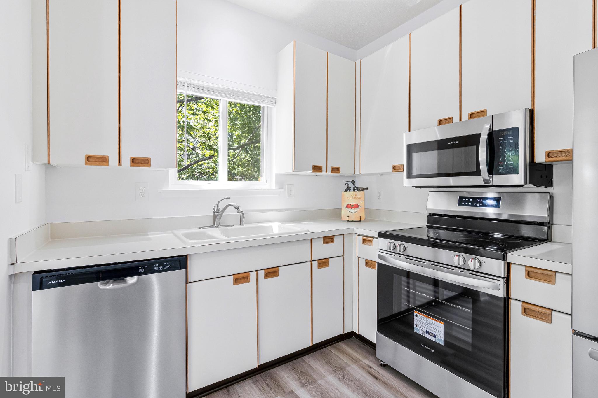 VILLARIDGE - Residential