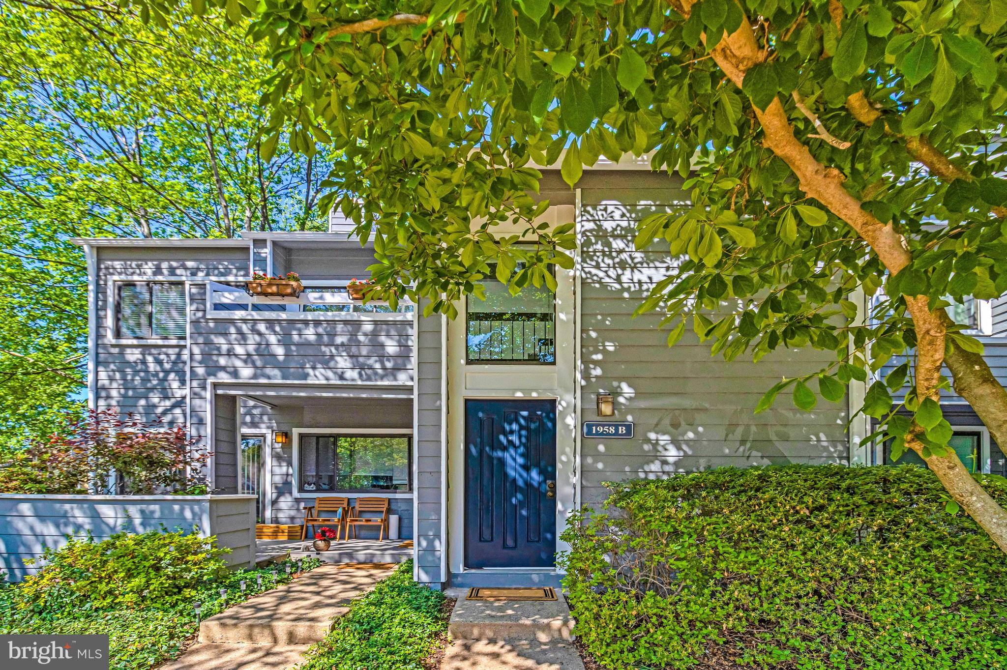 VILLARIDGE - Residential