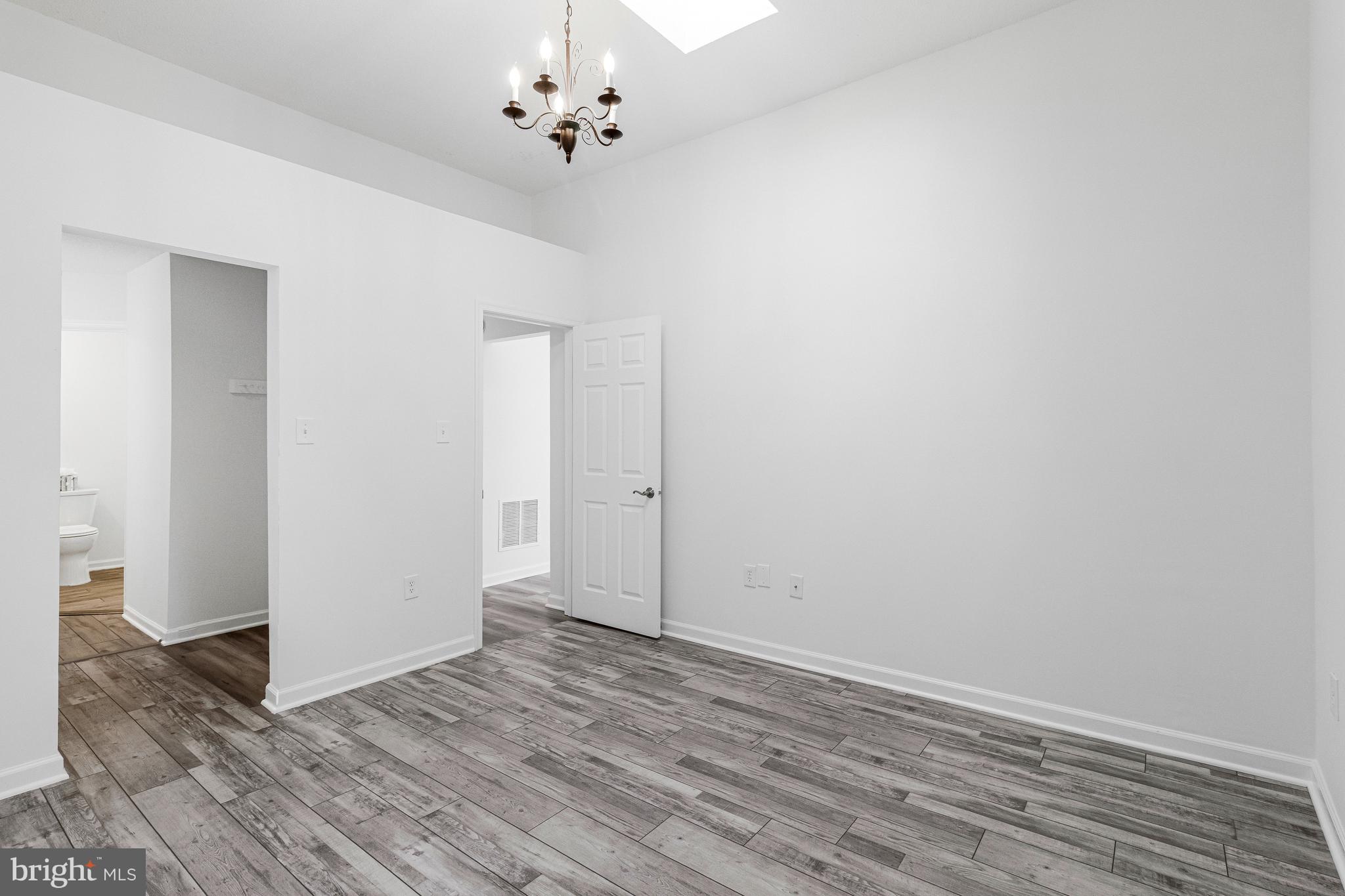 VILLARIDGE - Residential