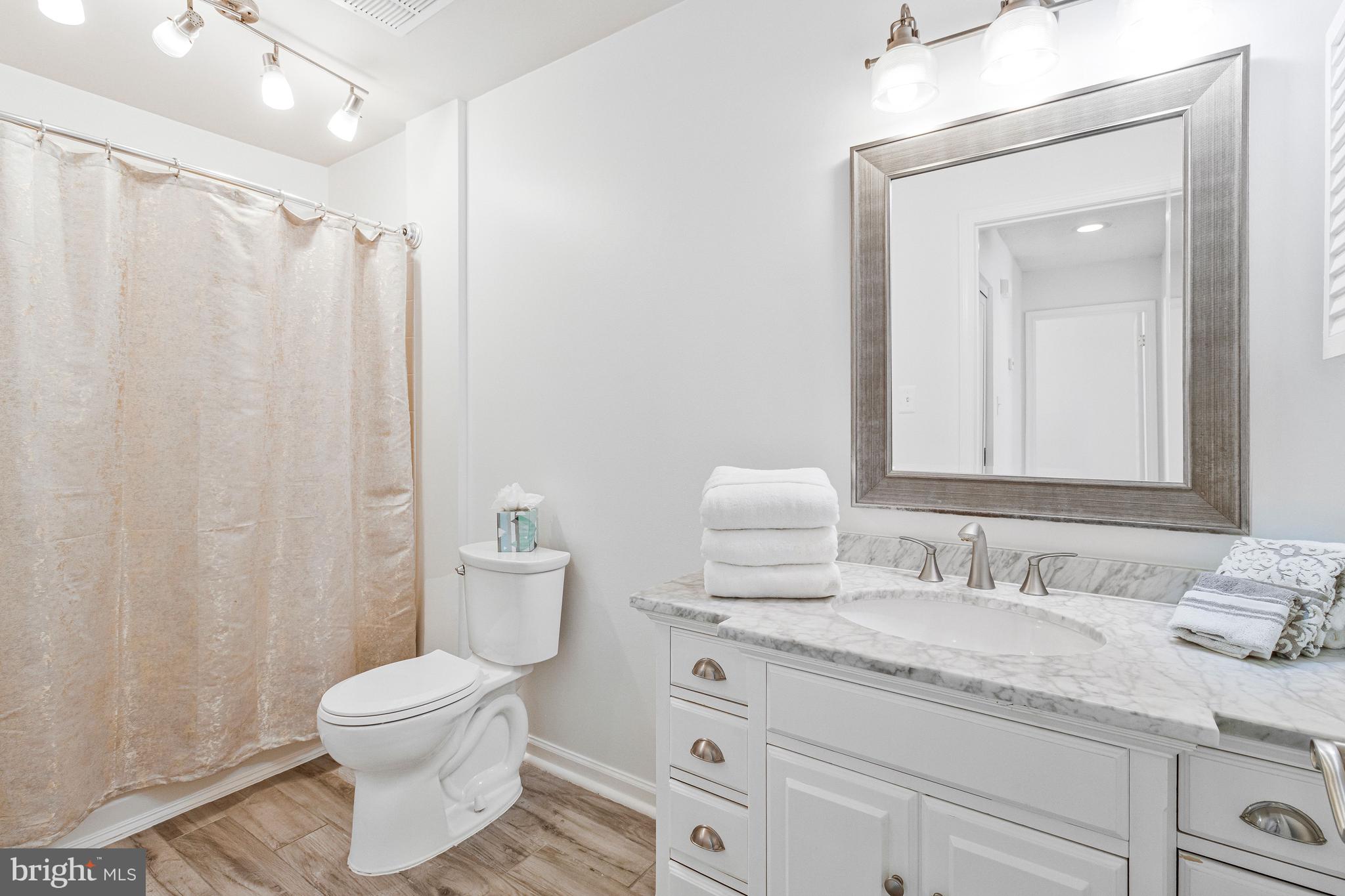 VILLARIDGE - Residential