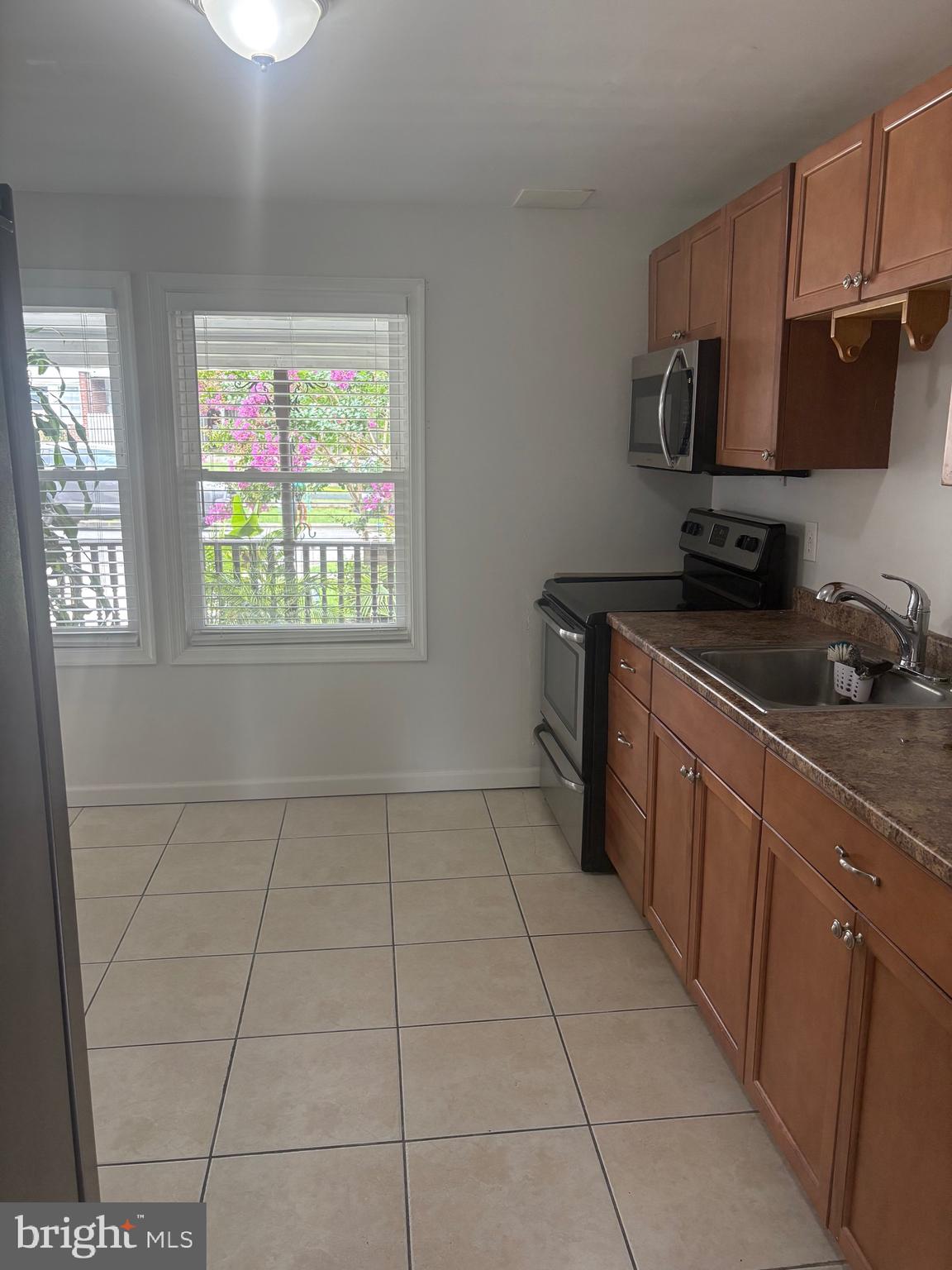 7 JOHNSON AVENUE