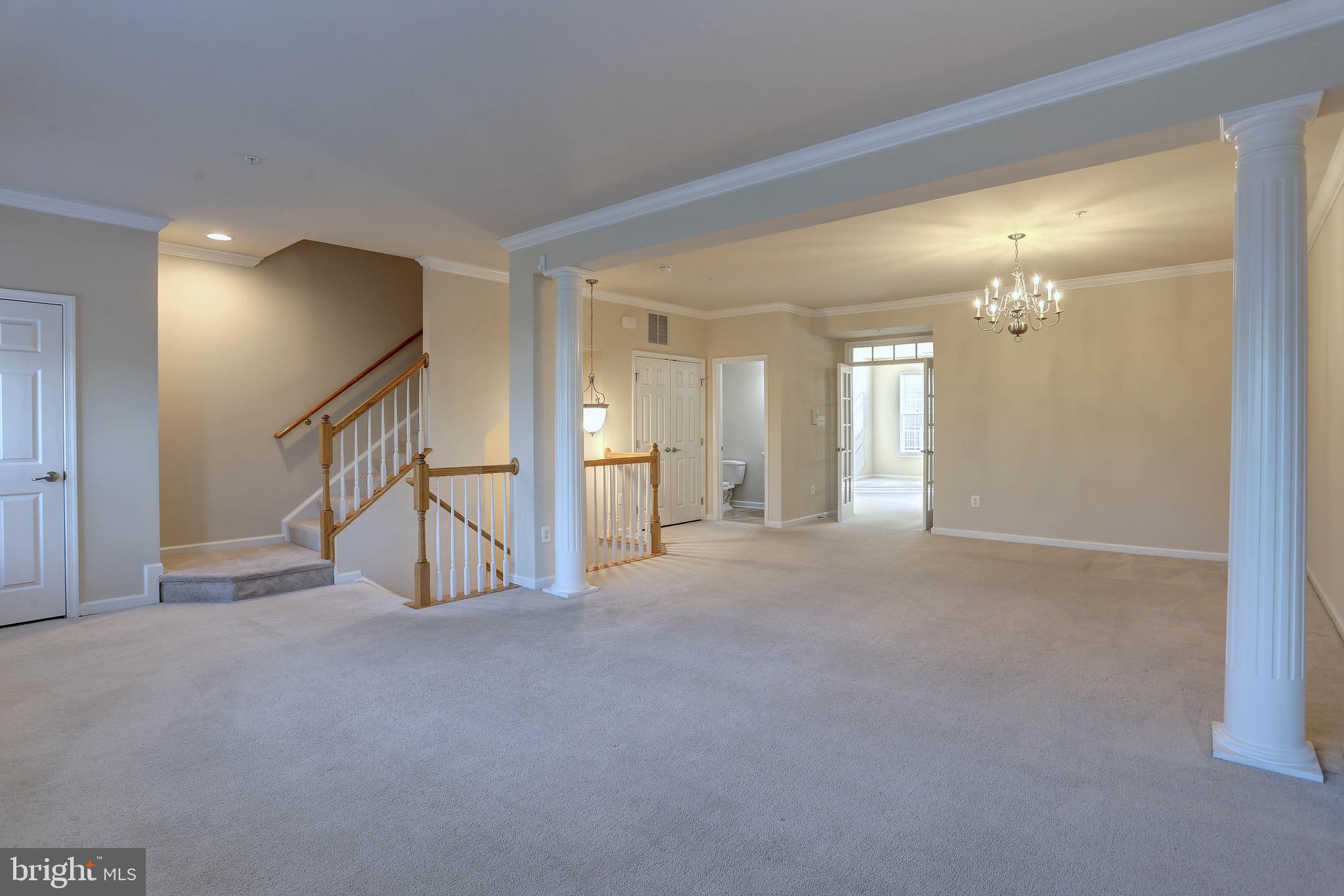 RED OAK CROSSING - Residential Lease