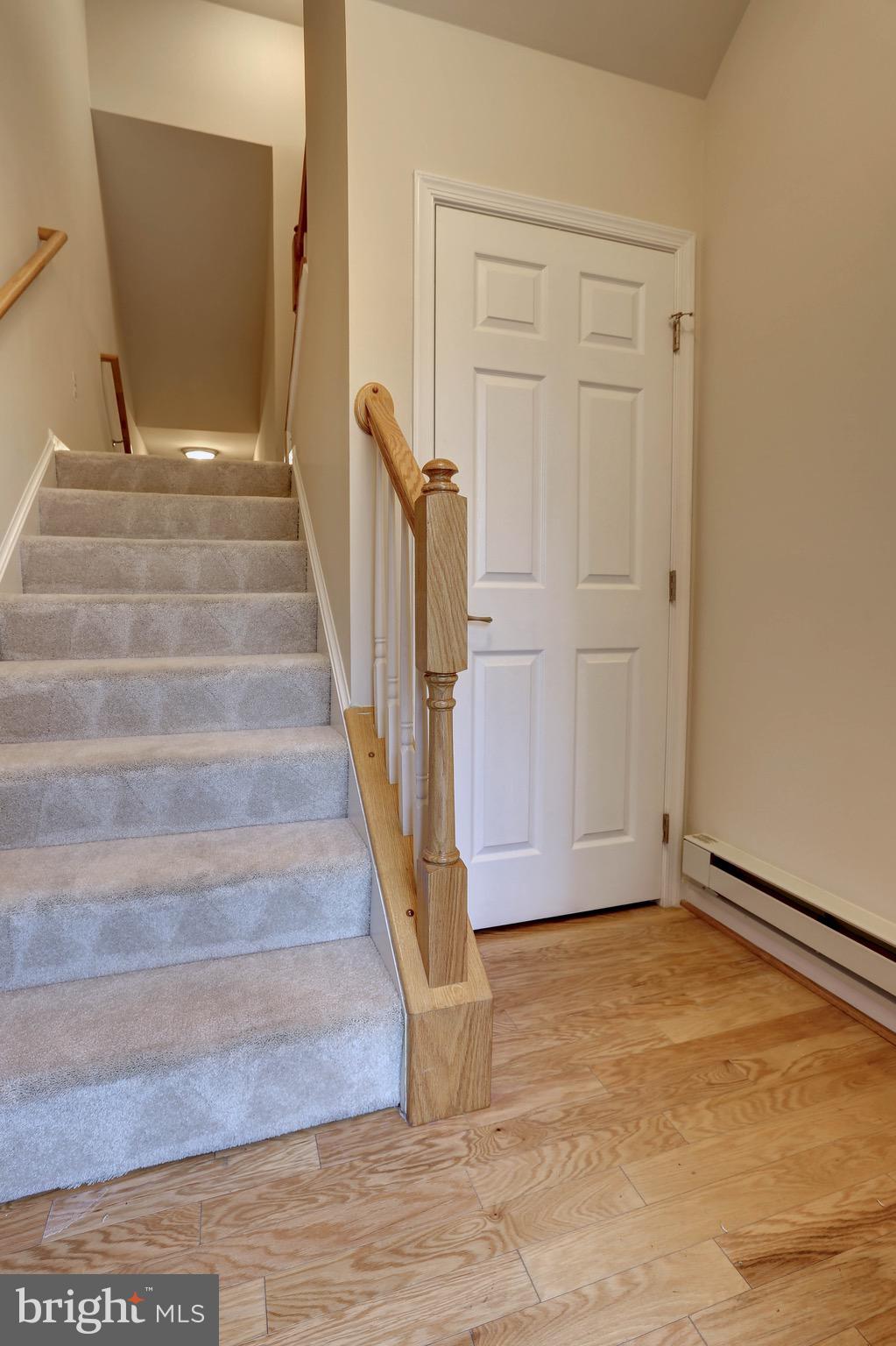 RED OAK CROSSING - Residential Lease