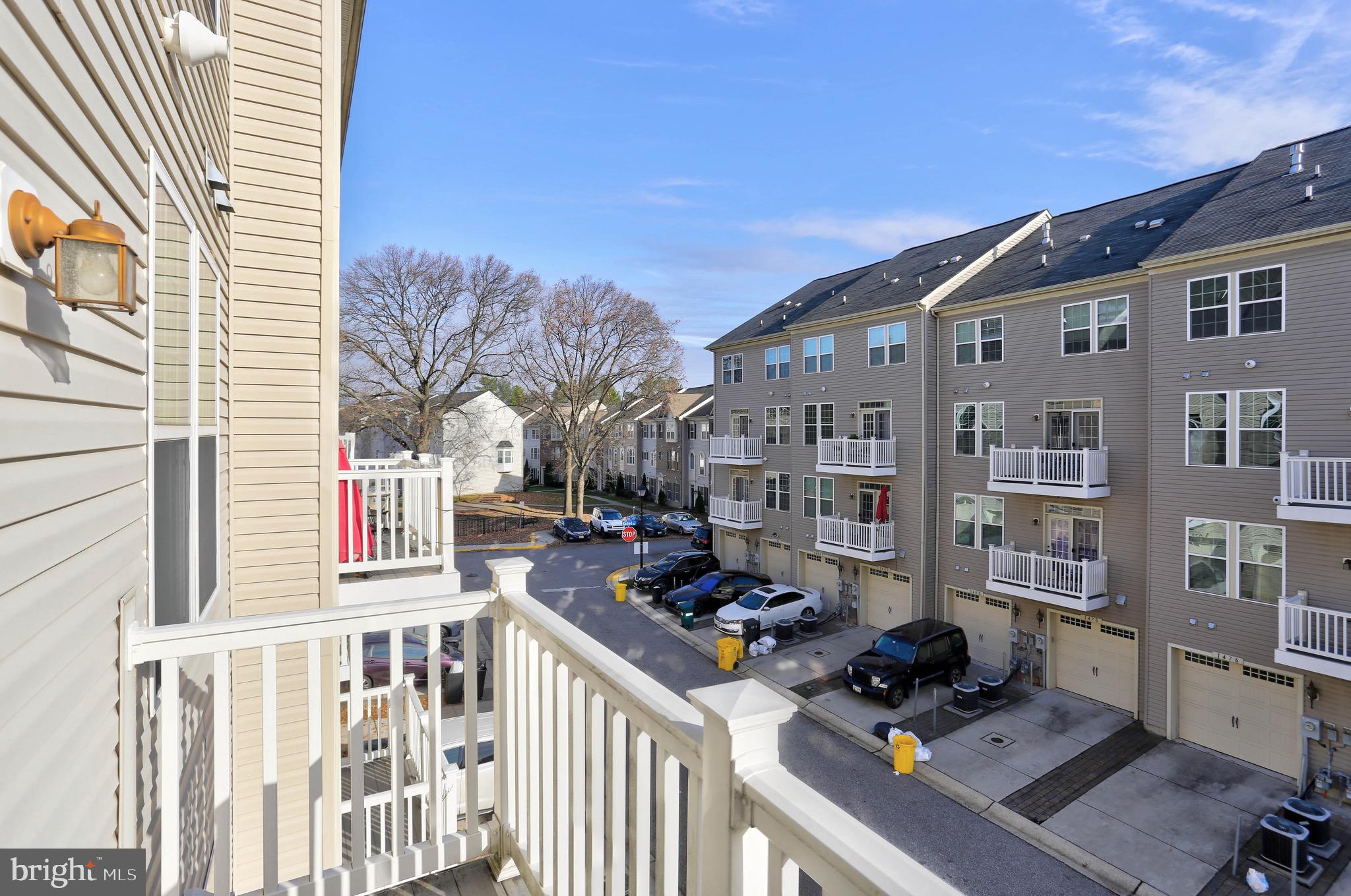 RED OAK CROSSING - Residential Lease