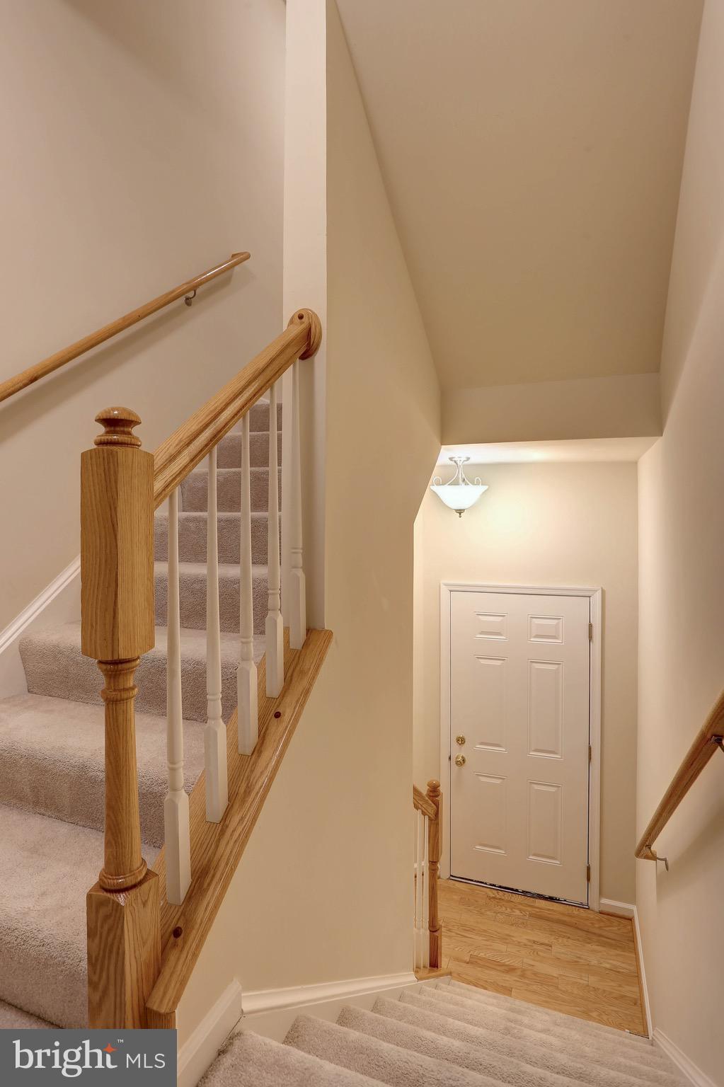 RED OAK CROSSING - Residential Lease