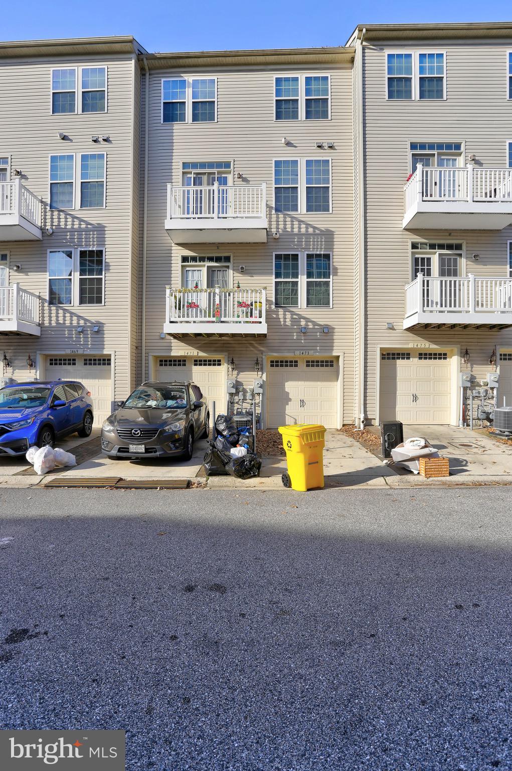 RED OAK CROSSING - Residential Lease