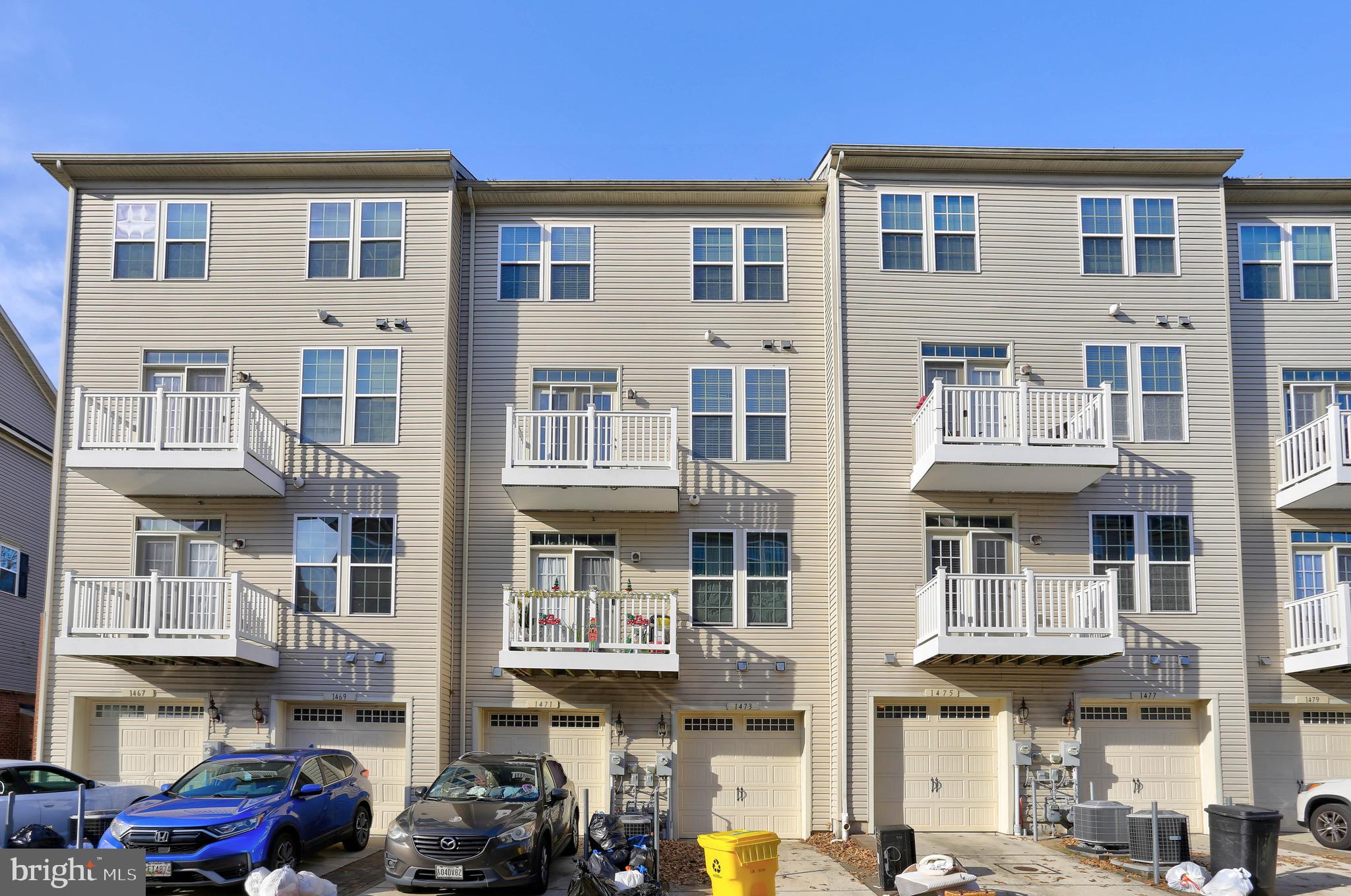 RED OAK CROSSING - Residential Lease