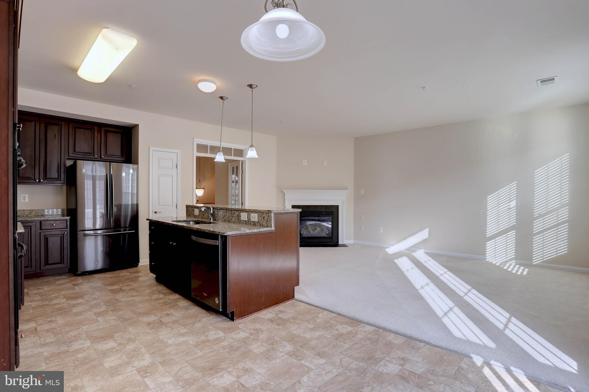 RED OAK CROSSING - Residential Lease