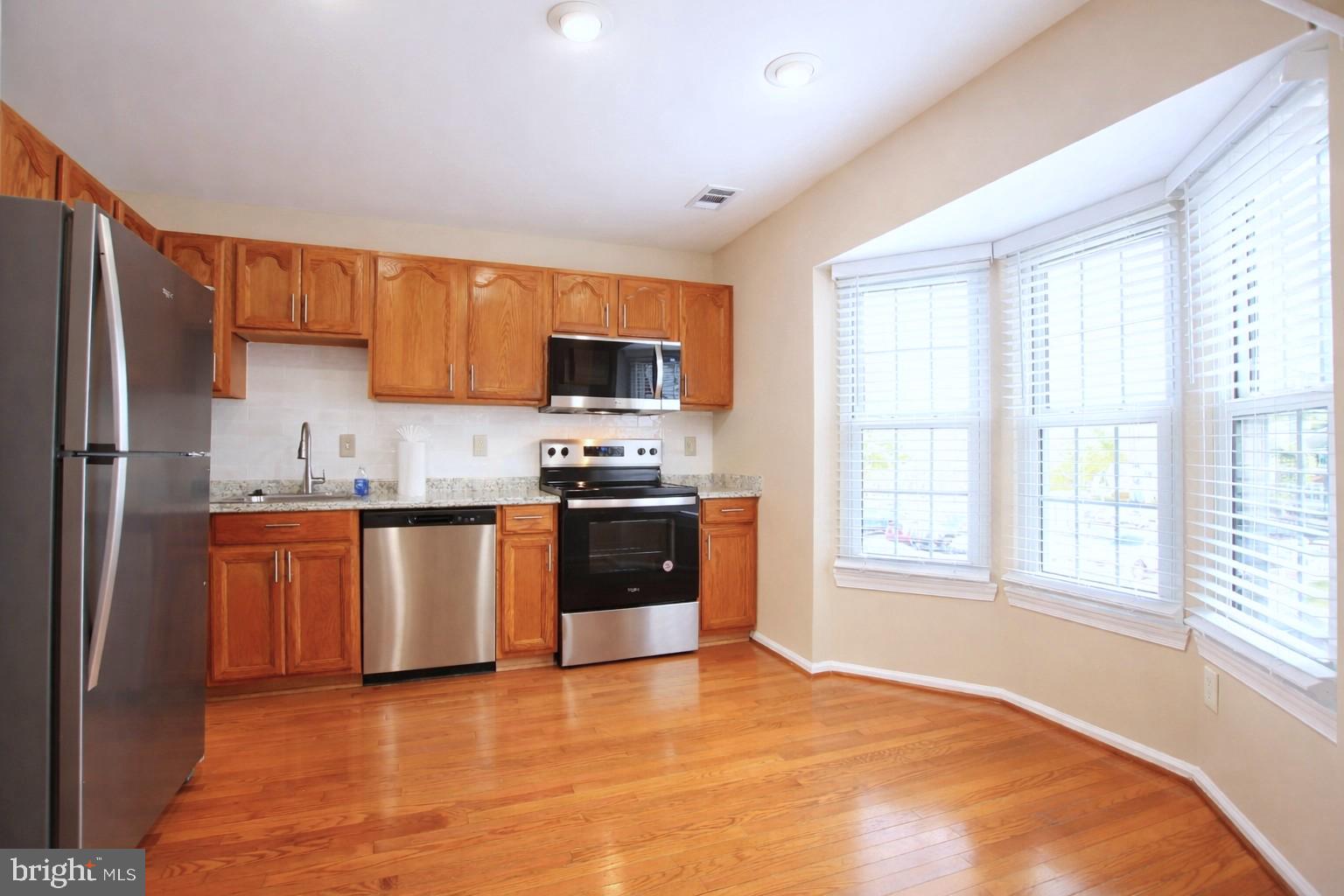 16252 TACONIC CIRCLE